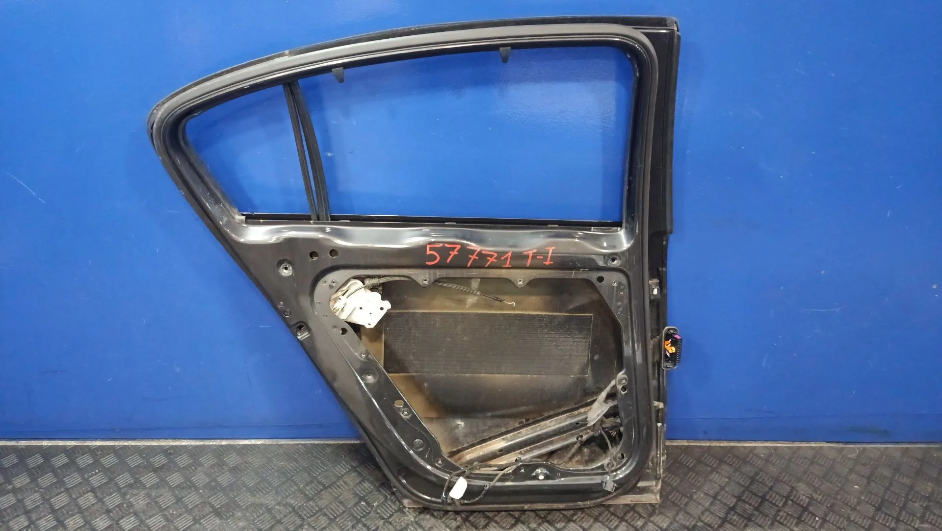 Puerta Trasera Izquierda para Volkswagen Passat Berlina (3C2)