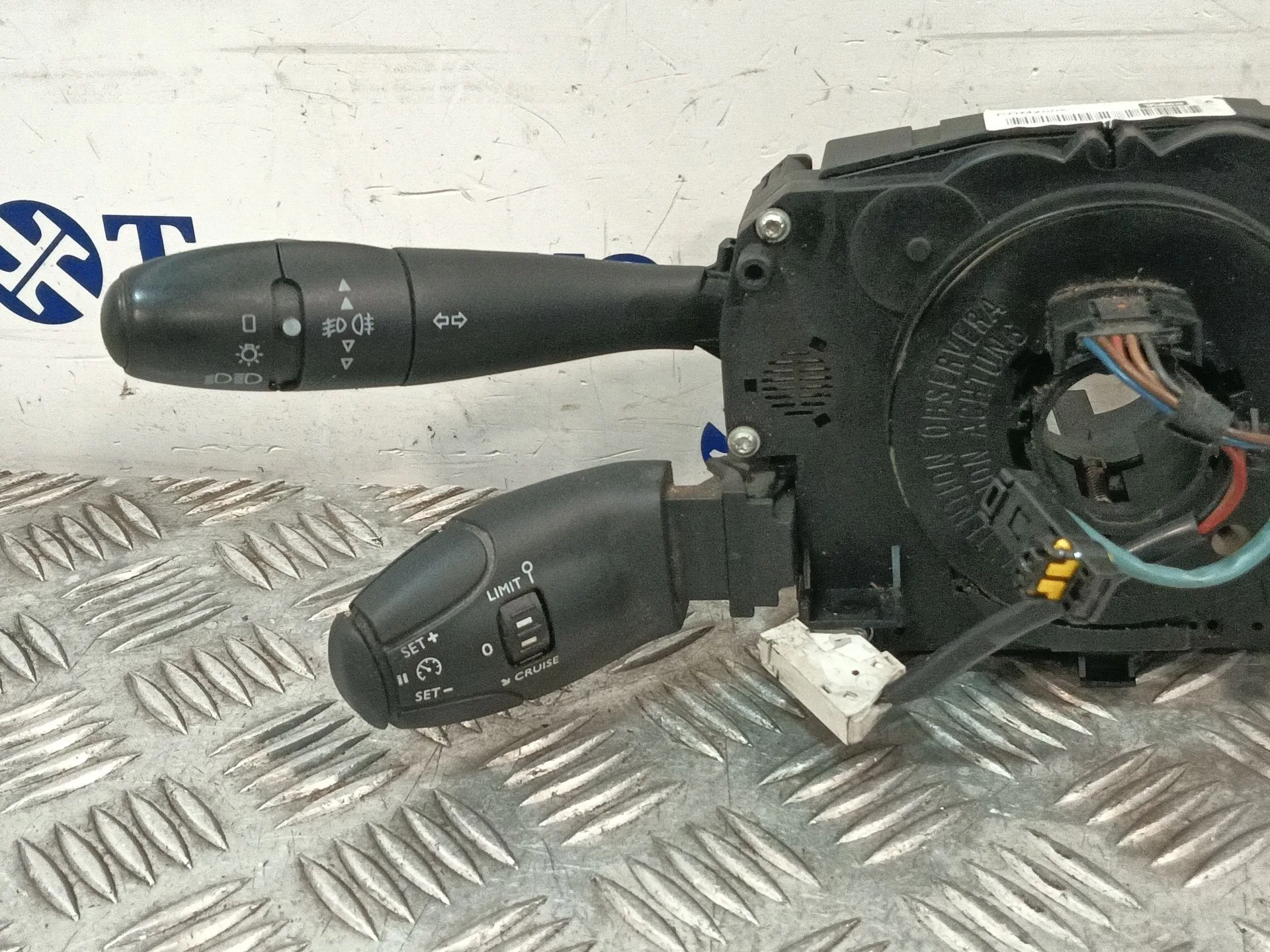 Mando Multifuncion para Peugeot 207/207+ (Wa_, Wc_)