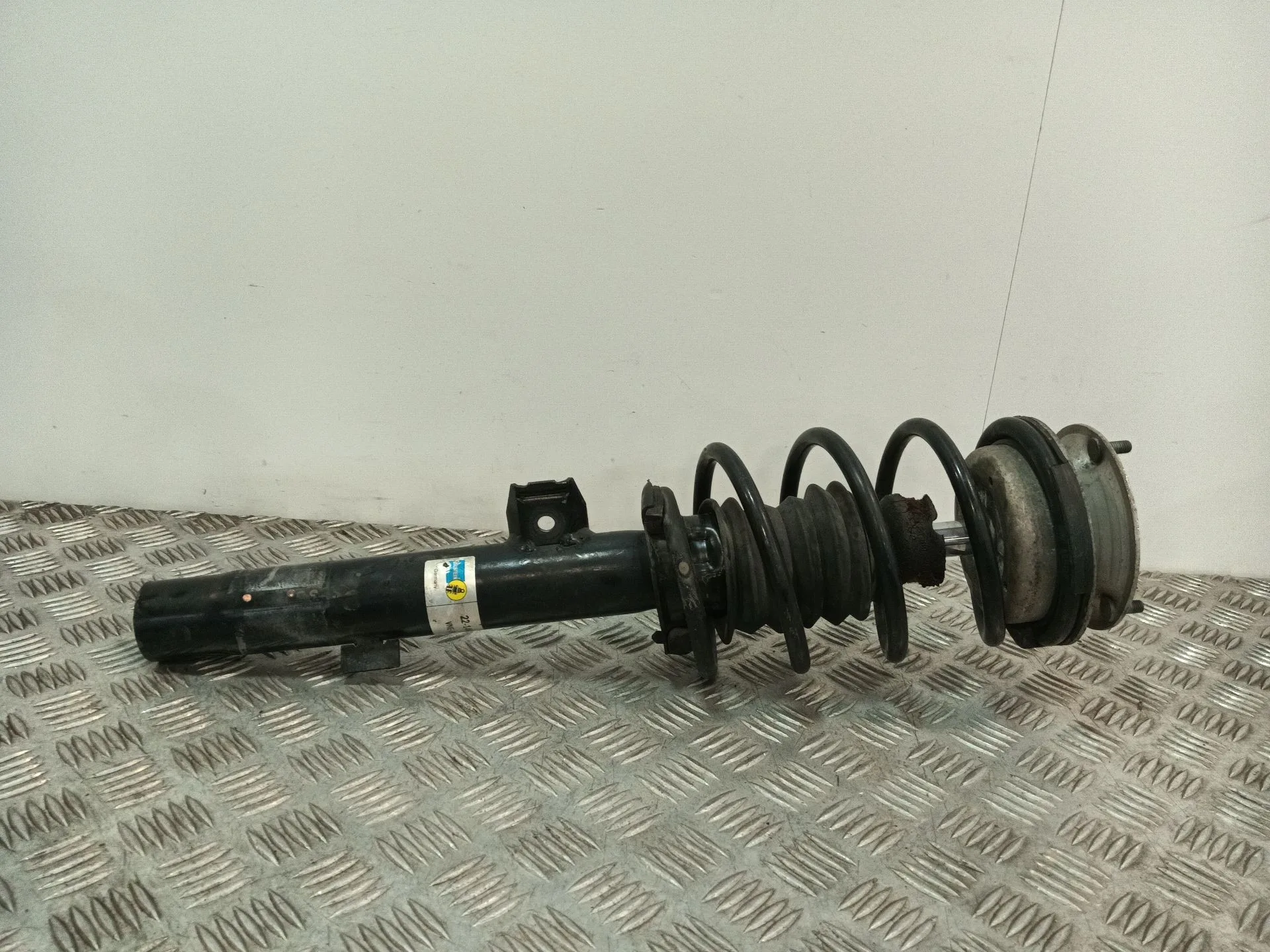 Amortiguador Delantero Izquierdo para Bmw 1 (E87)
