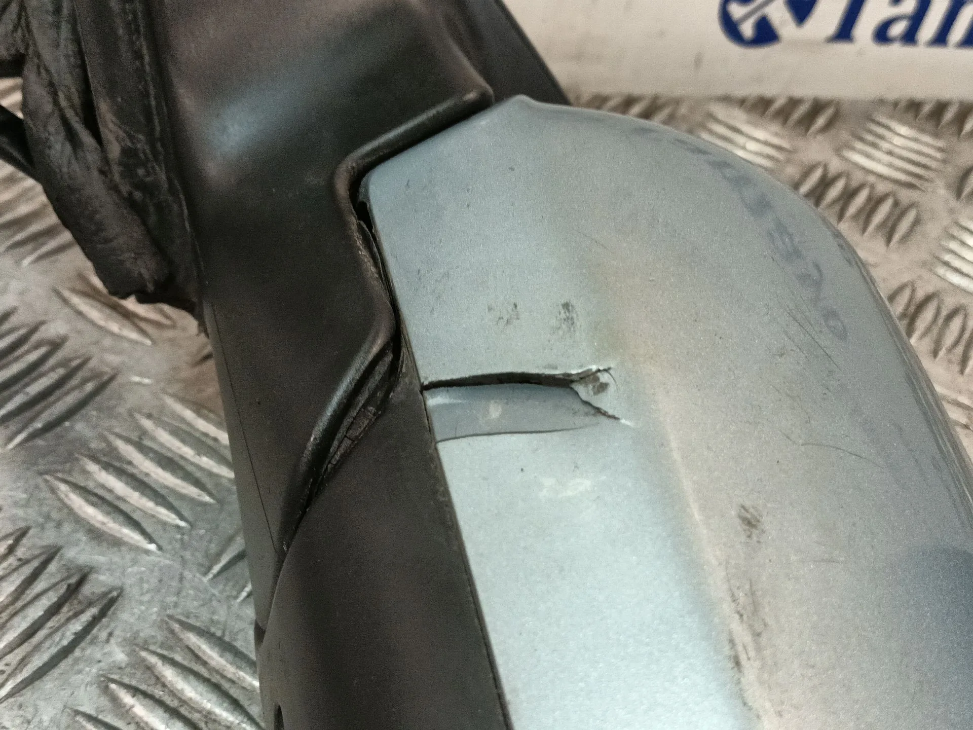 Retrovisor Izquierdo para Audi A3 (8P1)