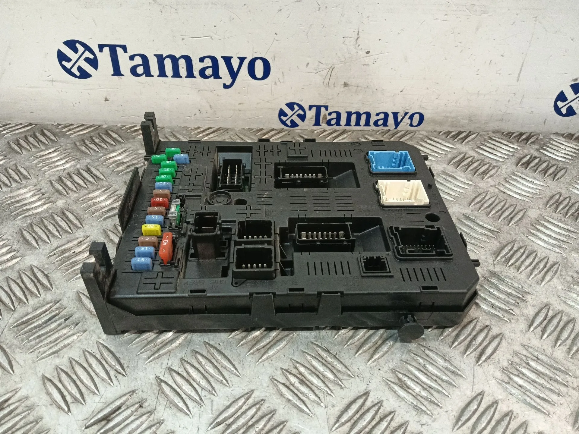 Caja Reles / Fusibles para Citroën Berlingo Multispace (B9)