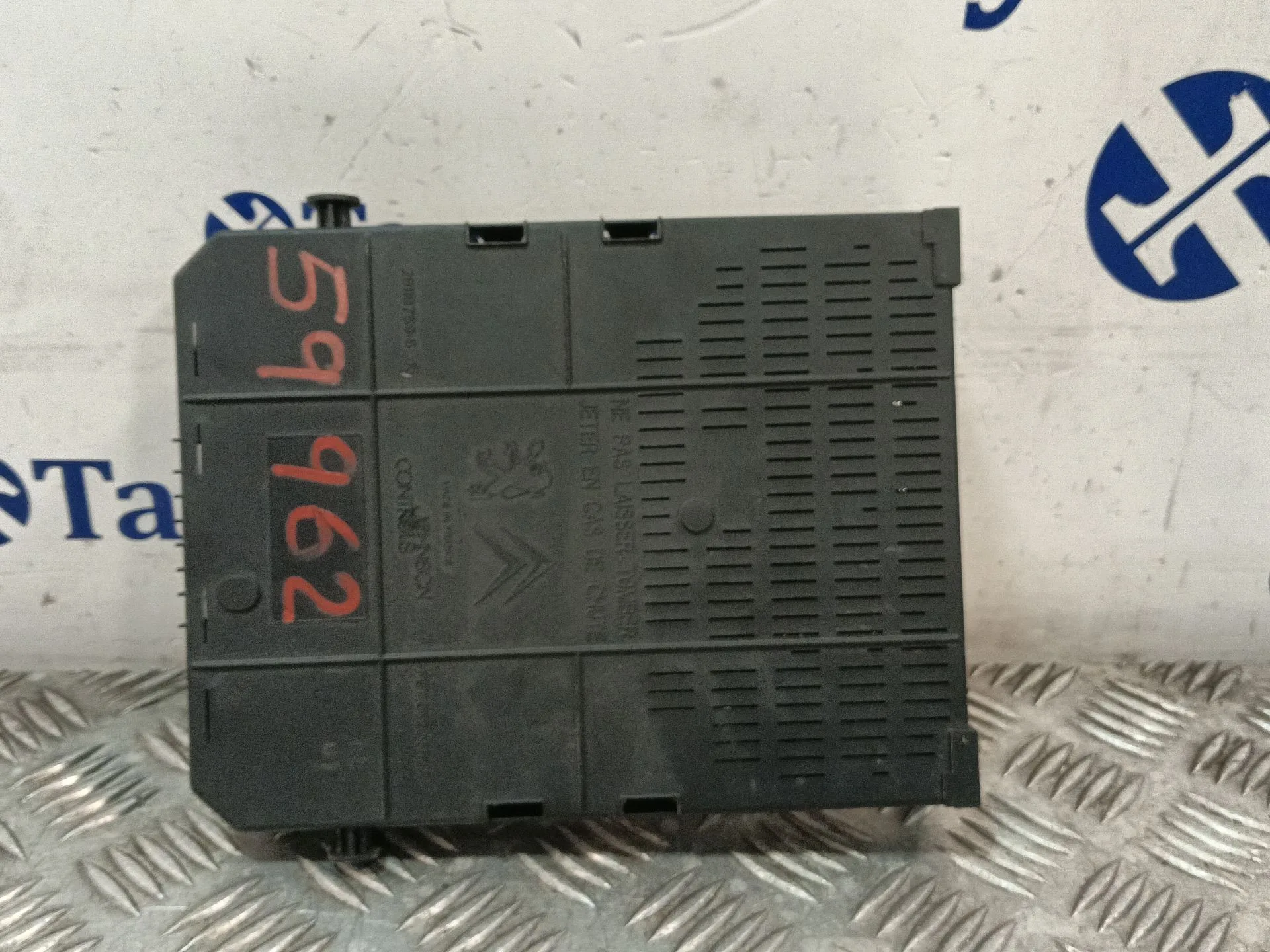 Caja Reles / Fusibles para Citroën Berlingo Multispace (B9)