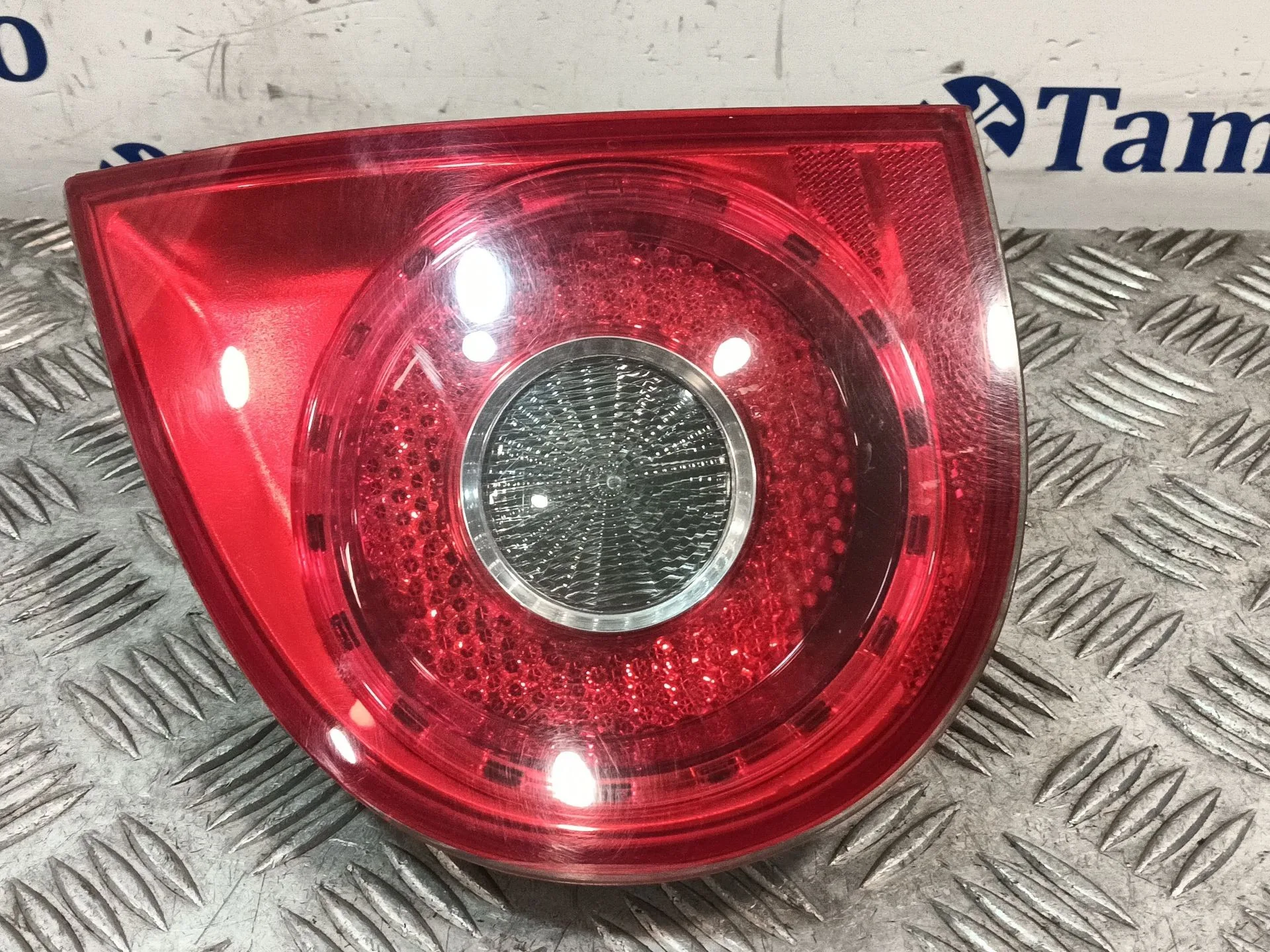 Piloto Trasero Derecho Interior para Volkswagen Golf V (1K1)