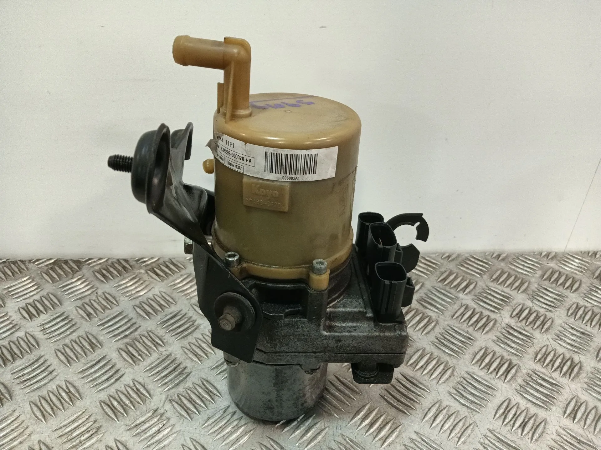 Bomba Direccion para Mazda 5 Berl. (Cr)