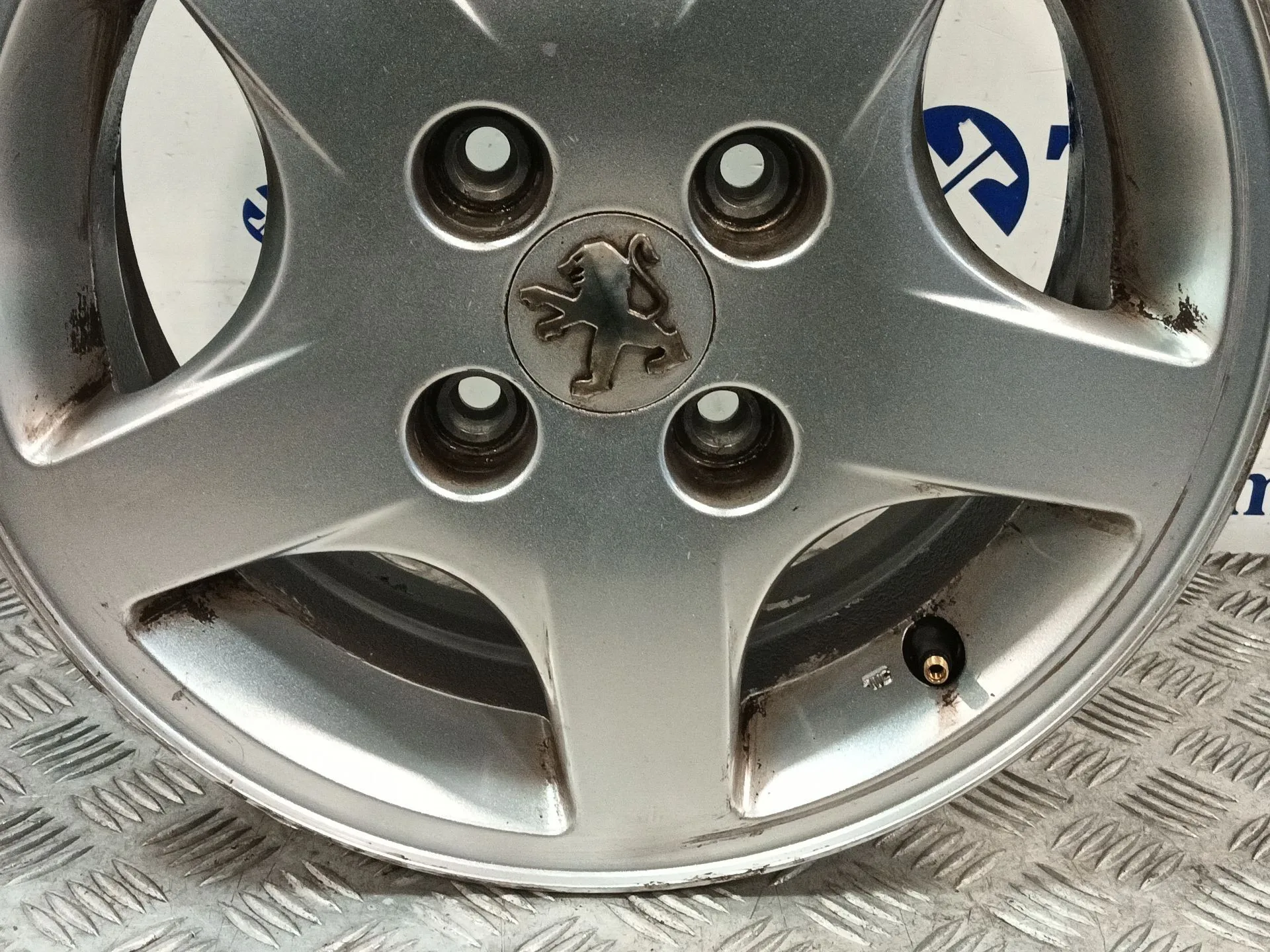 Llanta para Peugeot 207/207+ (Wa_, Wc_)