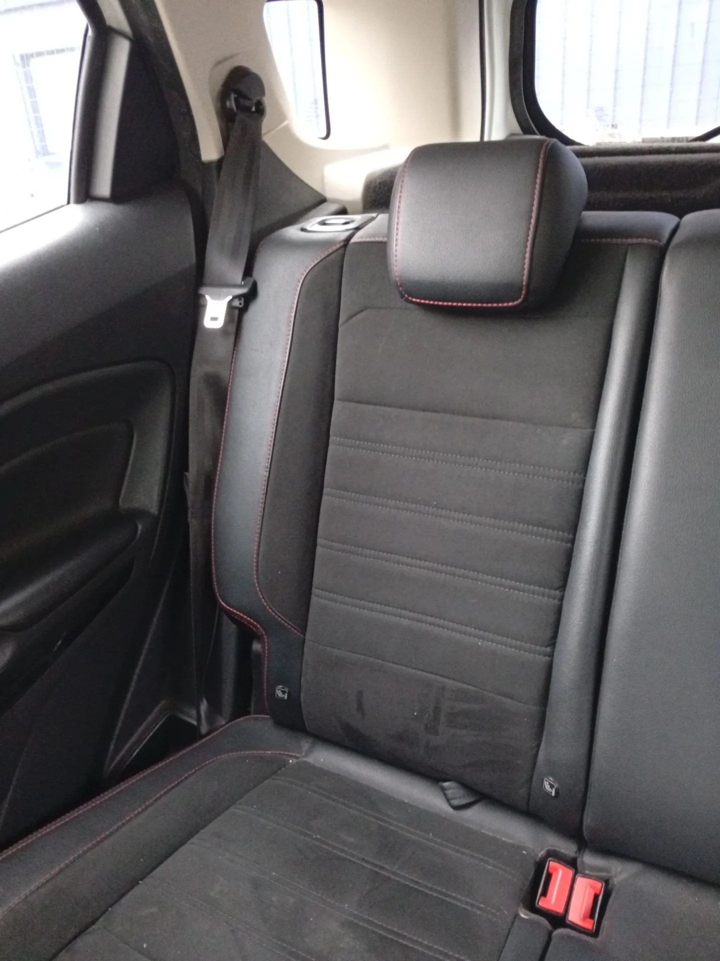 Cinturon Seguridad Trasero Derecho para Ford Ecosport