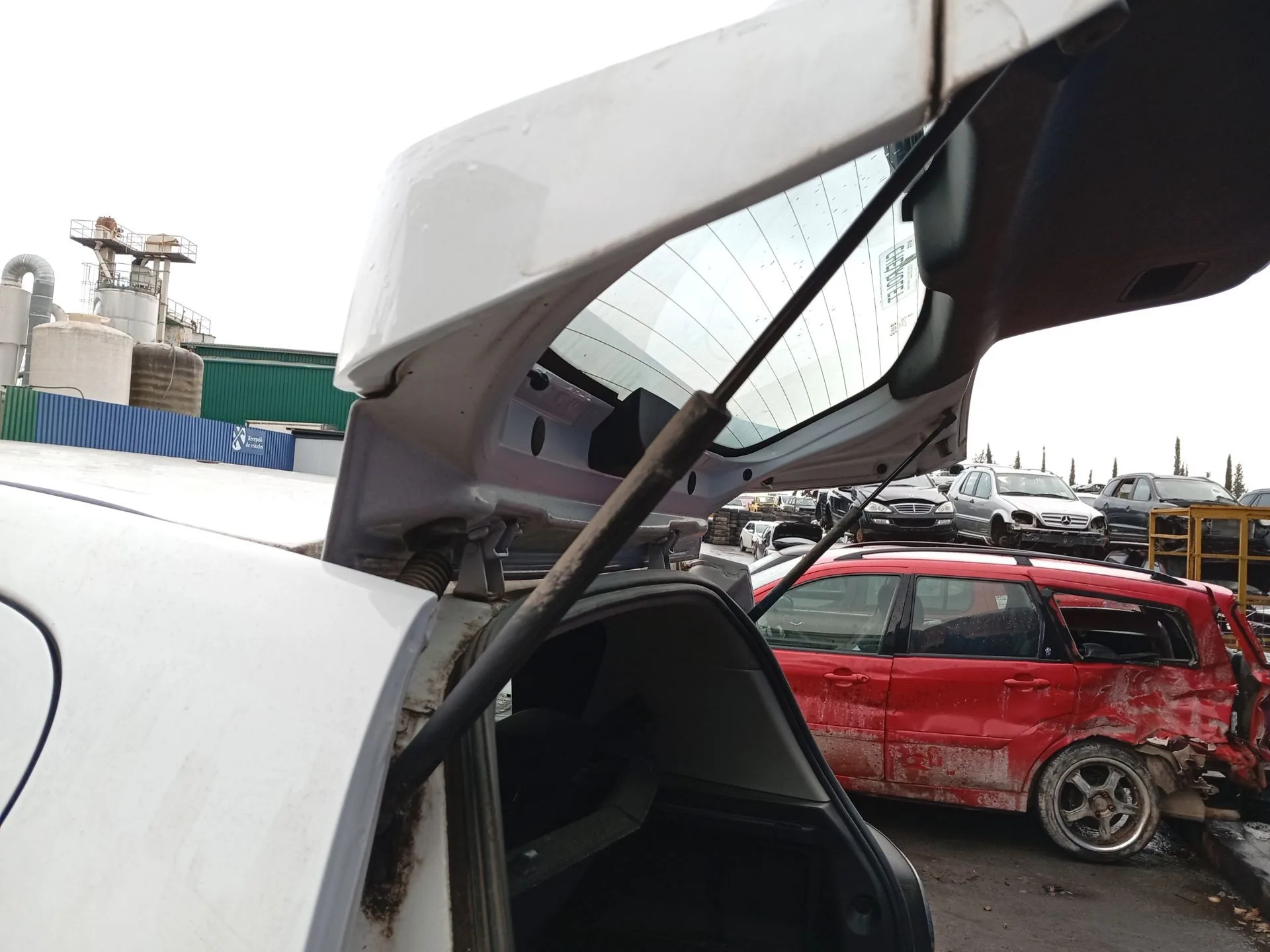 Amortiguadores Maletero / Porton para Chevrolet Aveo Hatchback (T300)