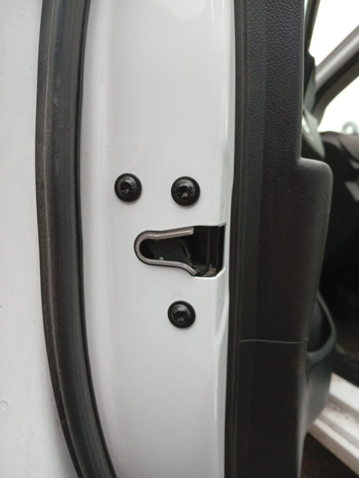 Cerradura Puerta Delantera Izquierda para Chevrolet Aveo Hatchback (T300)