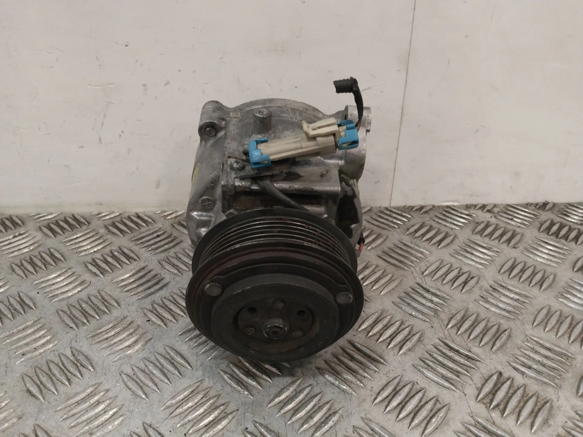 Compresor Aire Acondicionado para Chevrolet Aveo Hatchback (T300)