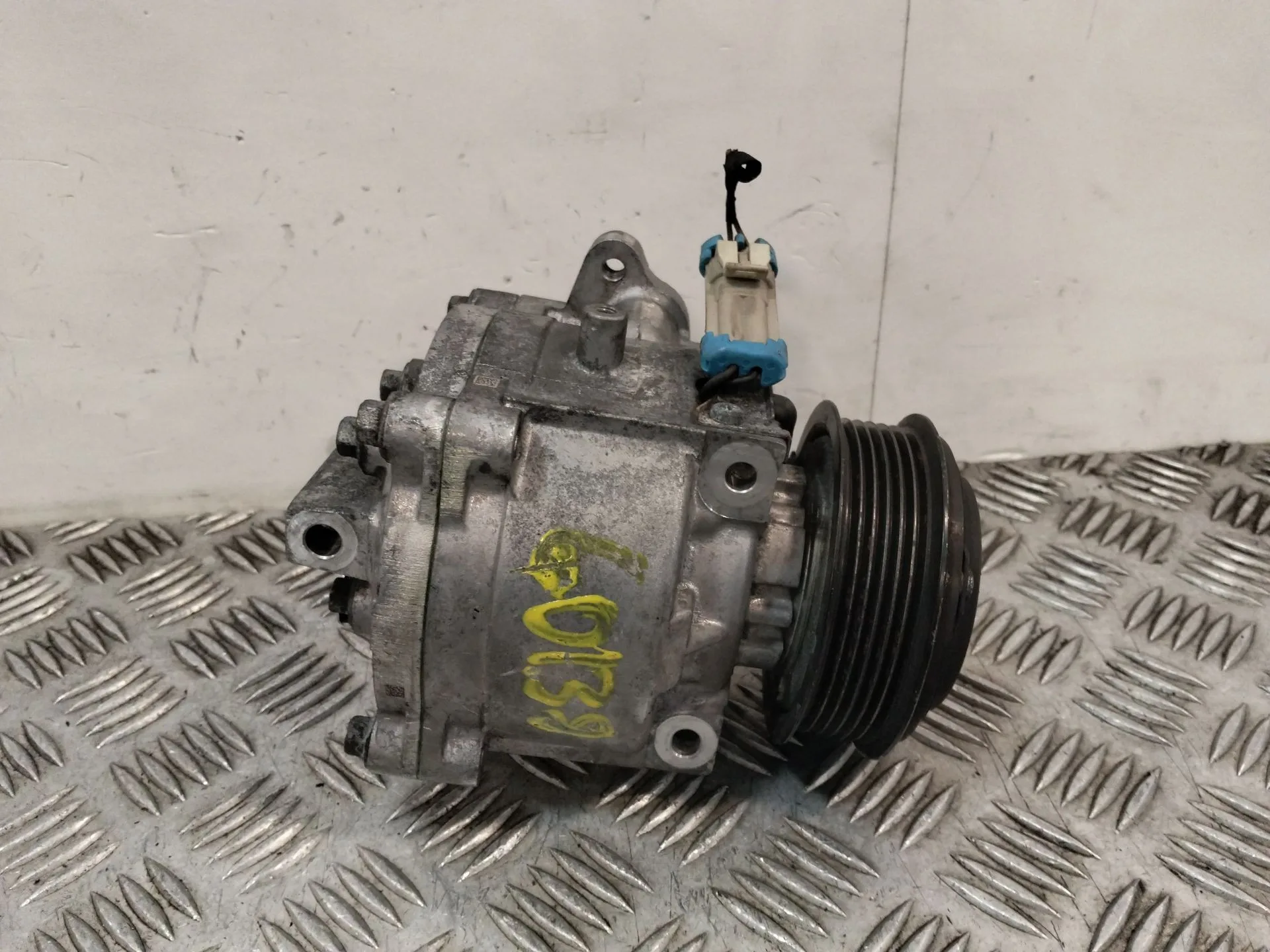 Compresor Aire Acondicionado para Chevrolet Aveo Hatchback (T300)