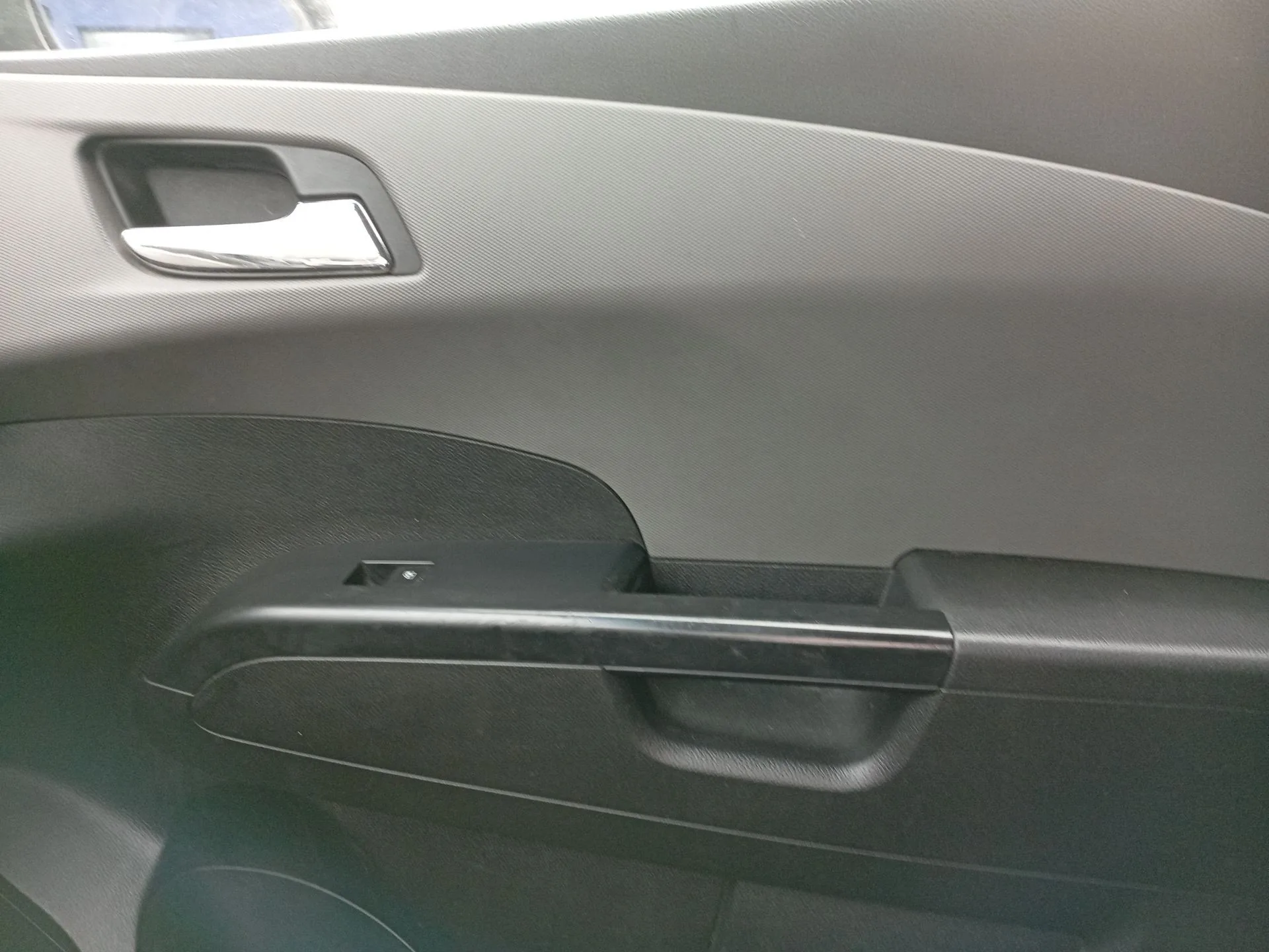 Mando Elevalunas Delantero Derecho para Chevrolet Aveo Hatchback (T300)