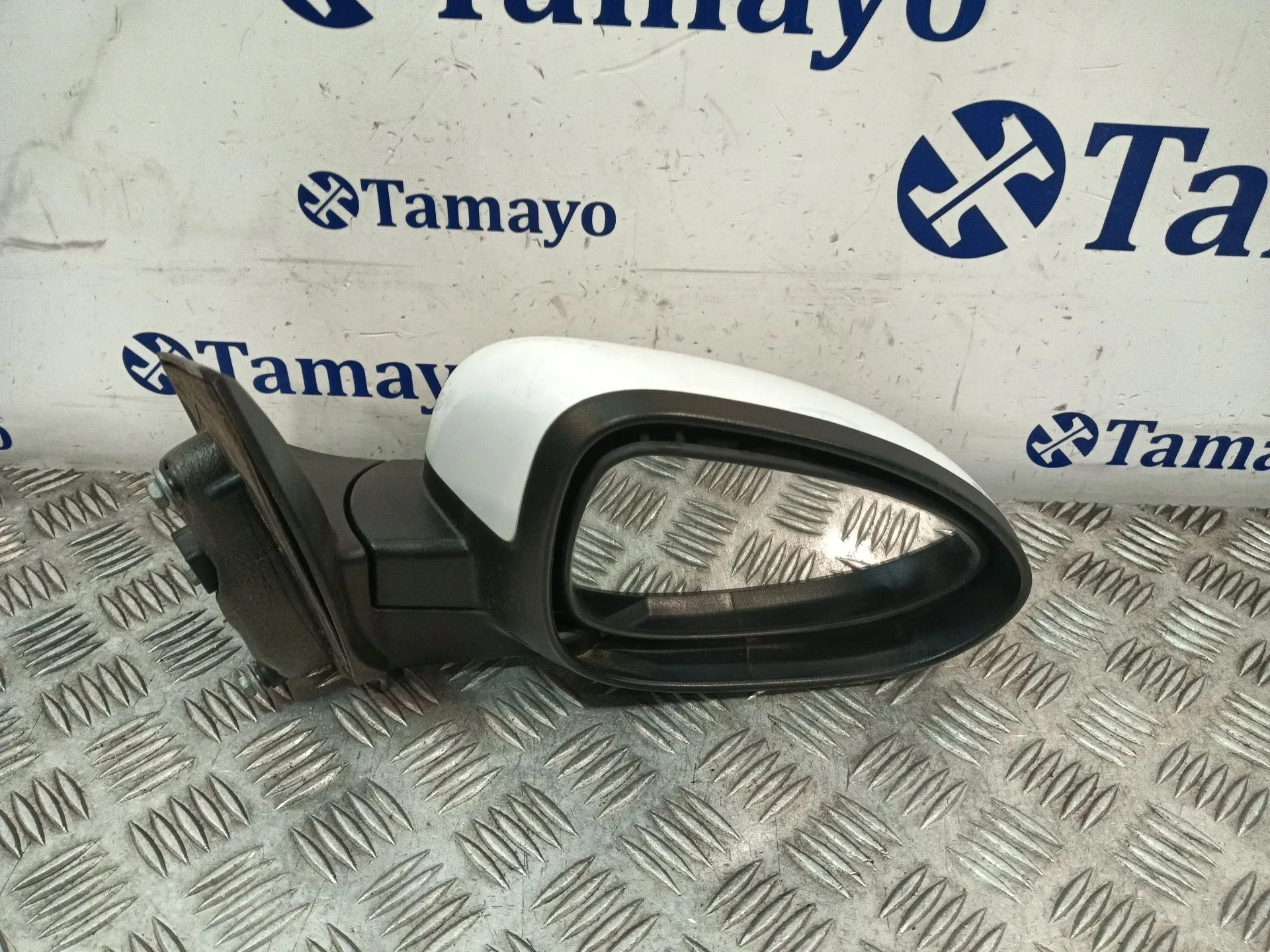 Retrovisor Derecho para Chevrolet Aveo Hatchback (T300)
