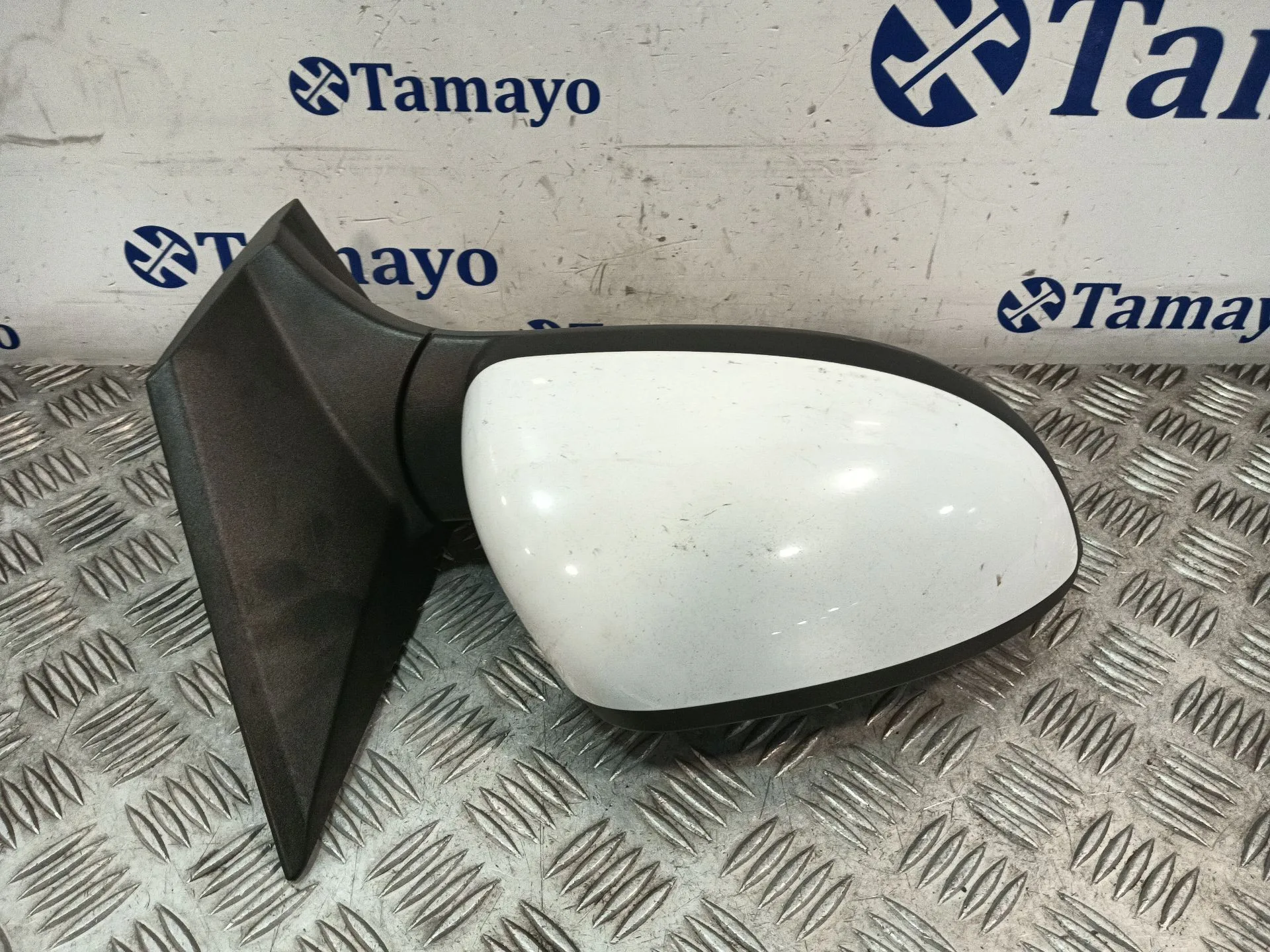 Retrovisor Derecho para Chevrolet Aveo Hatchback (T300)