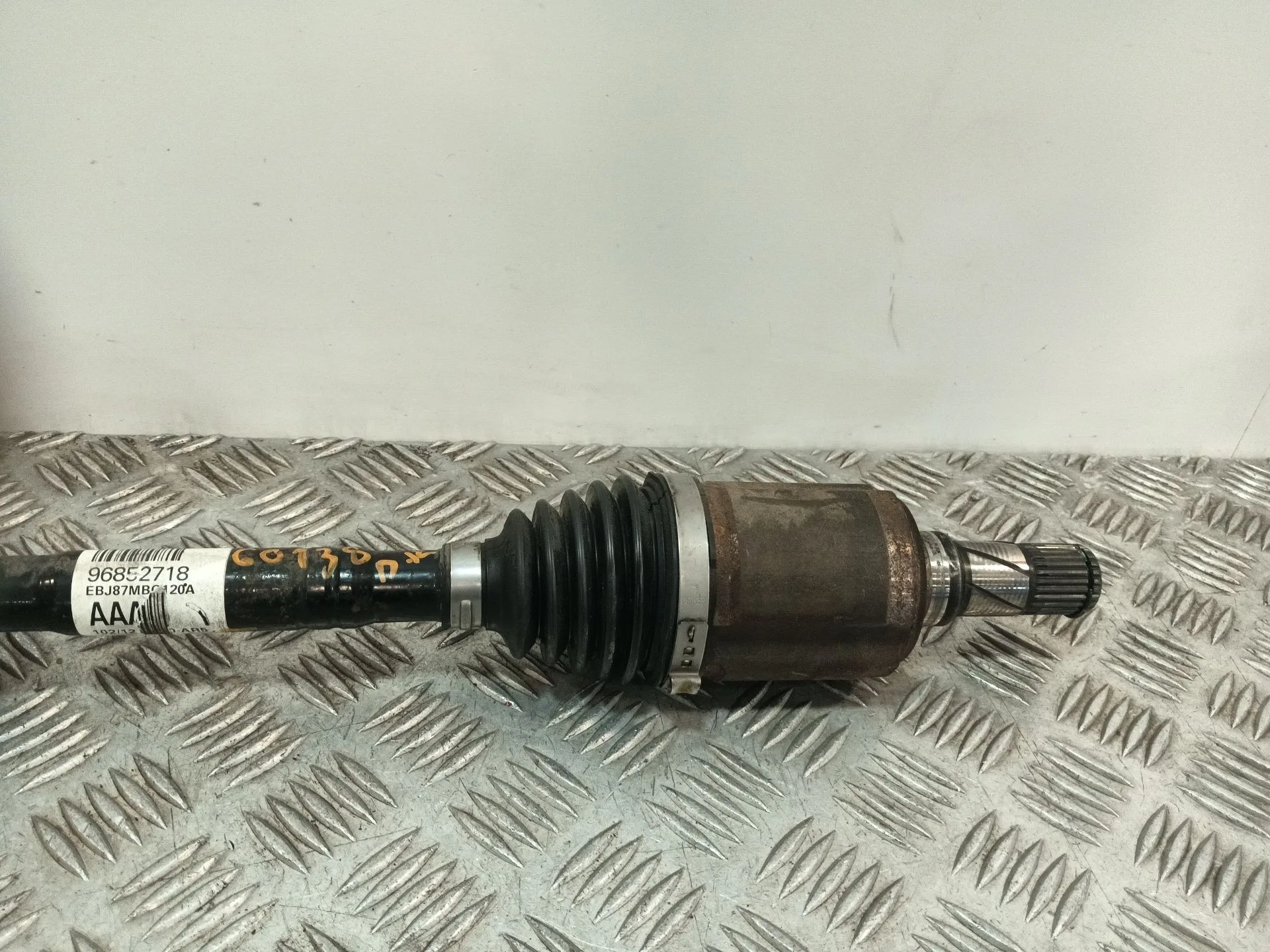 Transmision Delantera Izquierda para Chevrolet Aveo Hatchback (T300)