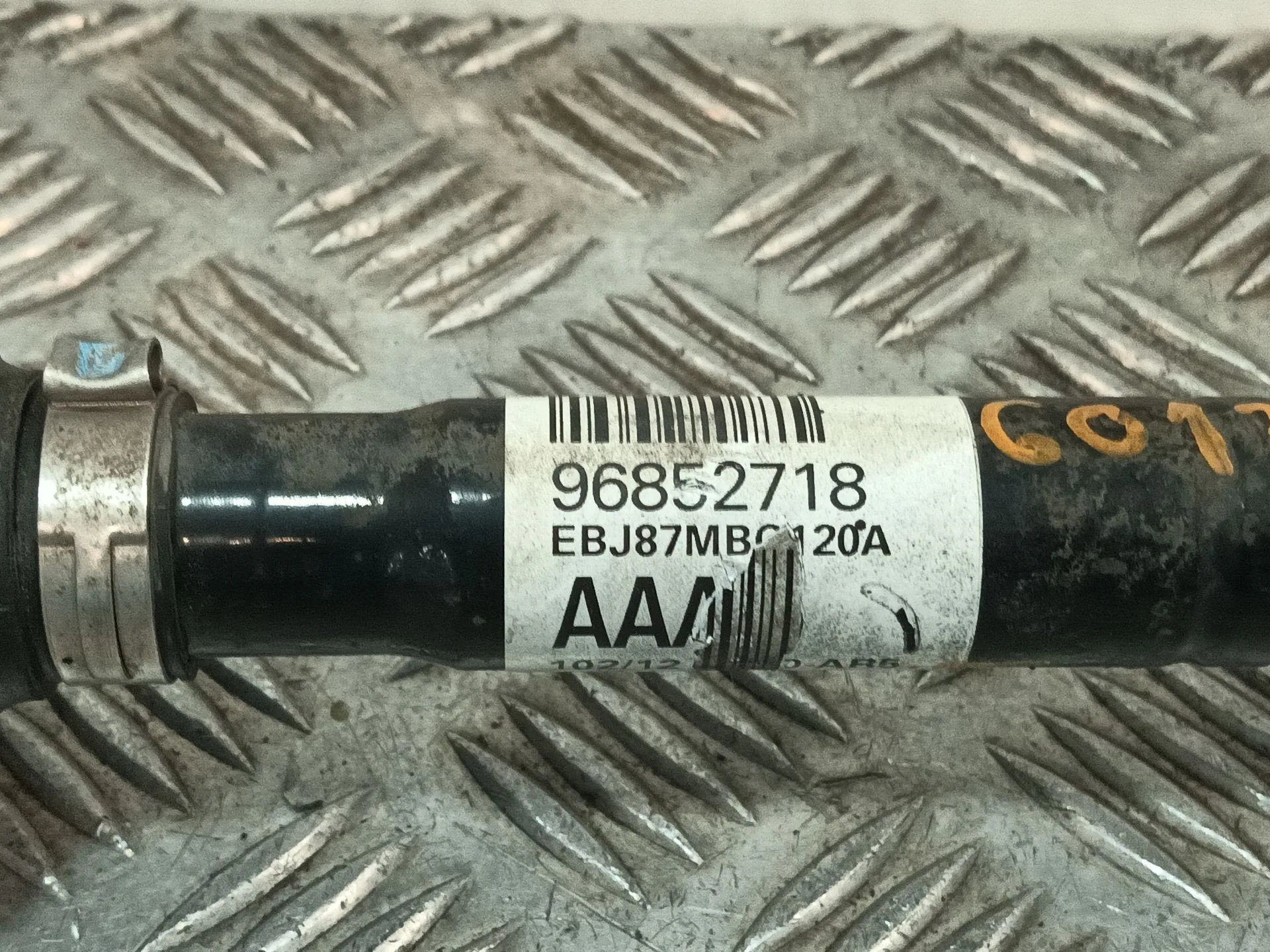 Transmision Delantera Izquierda para Chevrolet Aveo Hatchback (T300)