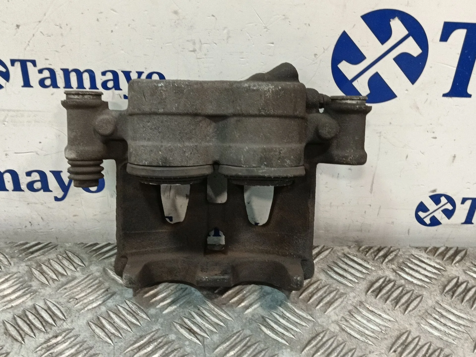 Pinza Freno Delantera Izquierda para Mercedes-Benz Sprinter 02.00 -> Caja Cerrada