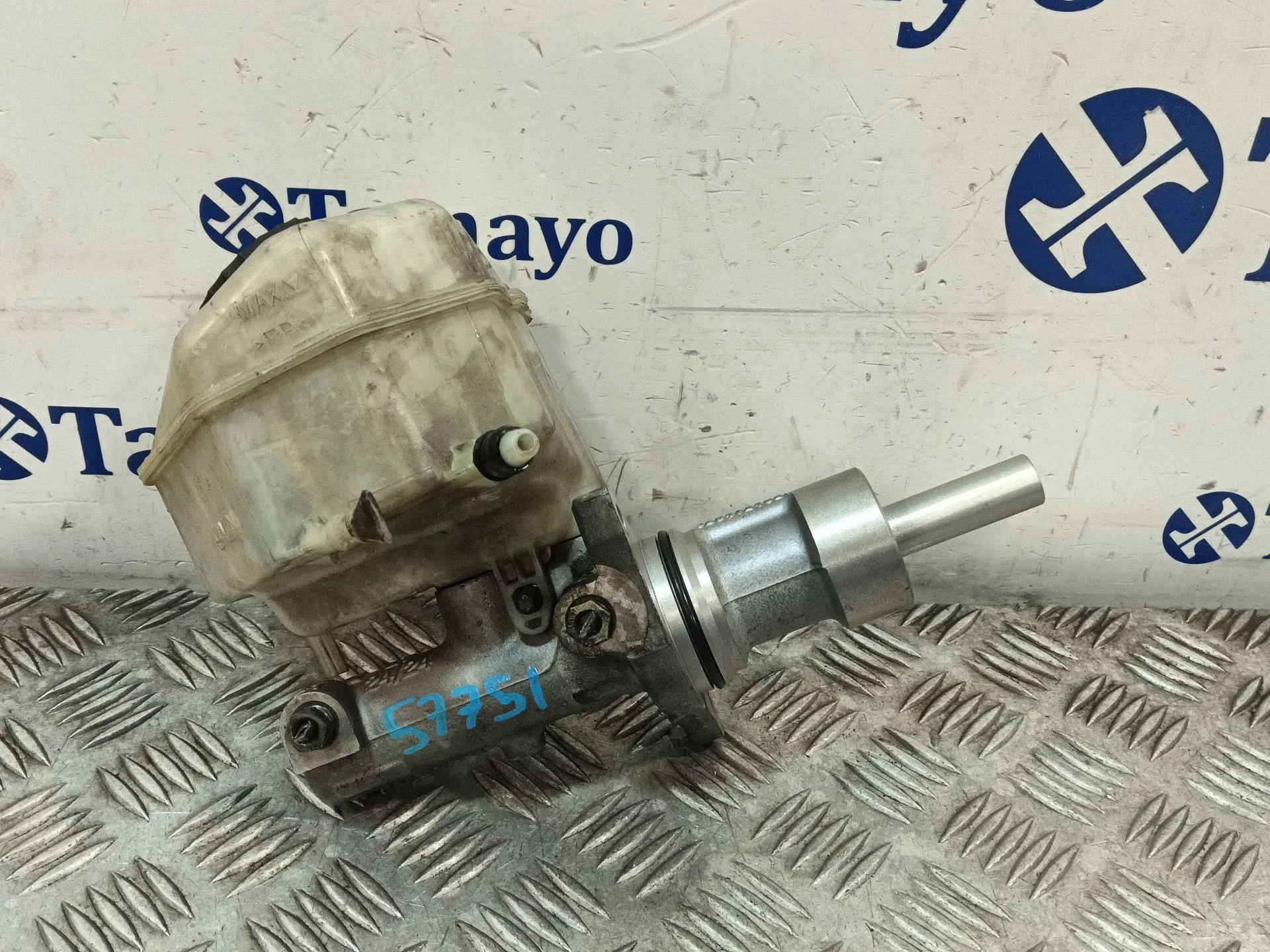 Bomba Freno para Mercedes-Benz Sprinter 02.00 -> Caja Cerrada