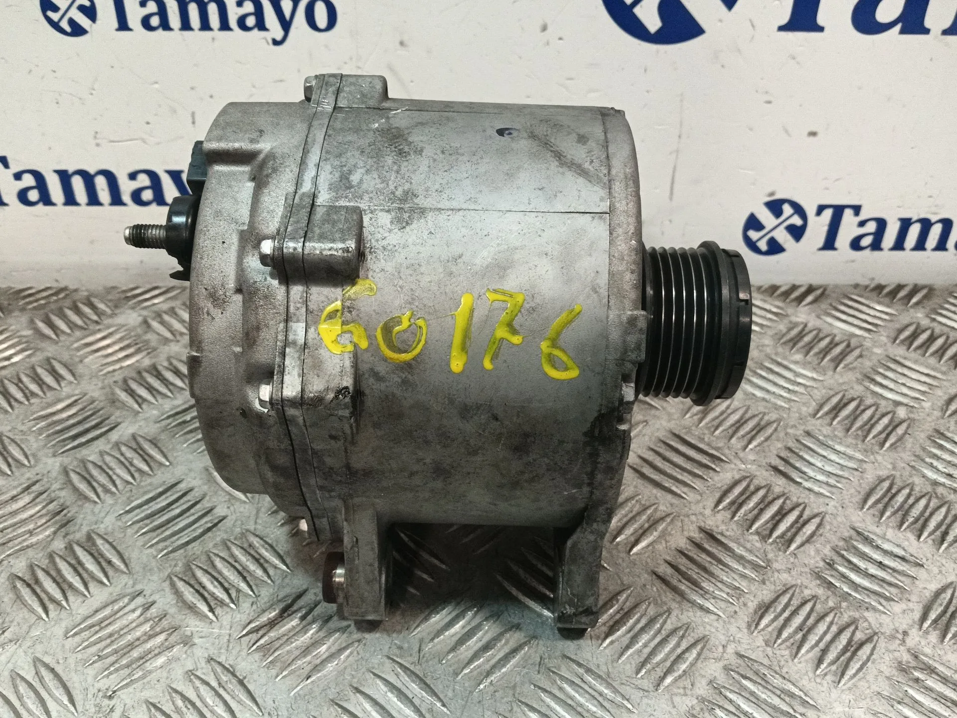Alternador para Audi A8 D3 (4E2, 4E8)