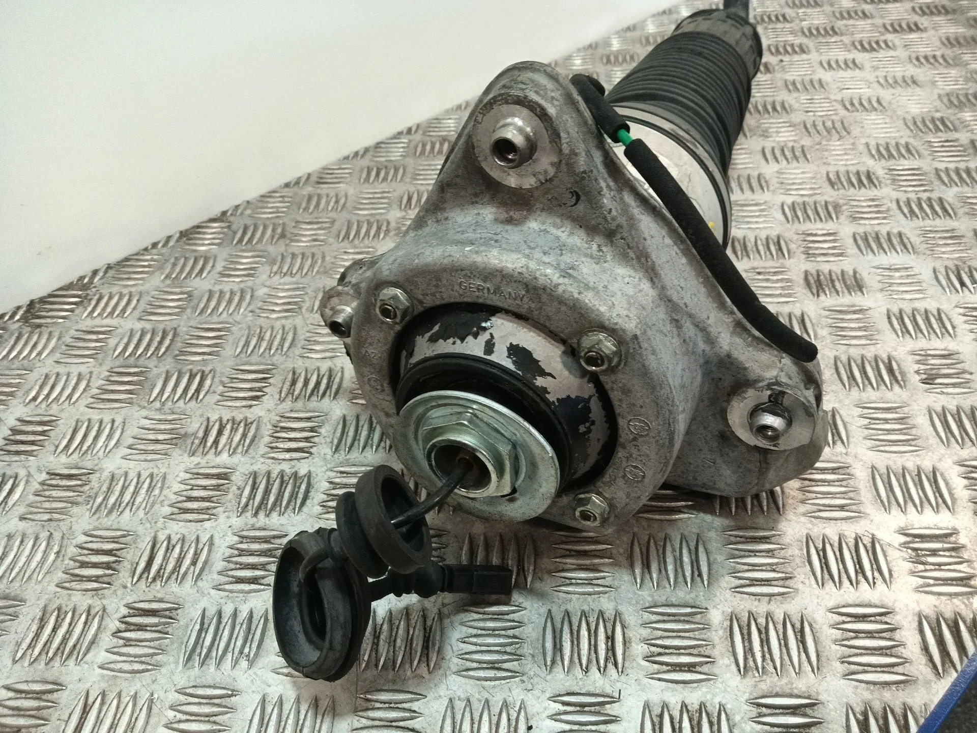 Amortiguador Delantero Derecho para Audi A8 D3 (4E2, 4E8)