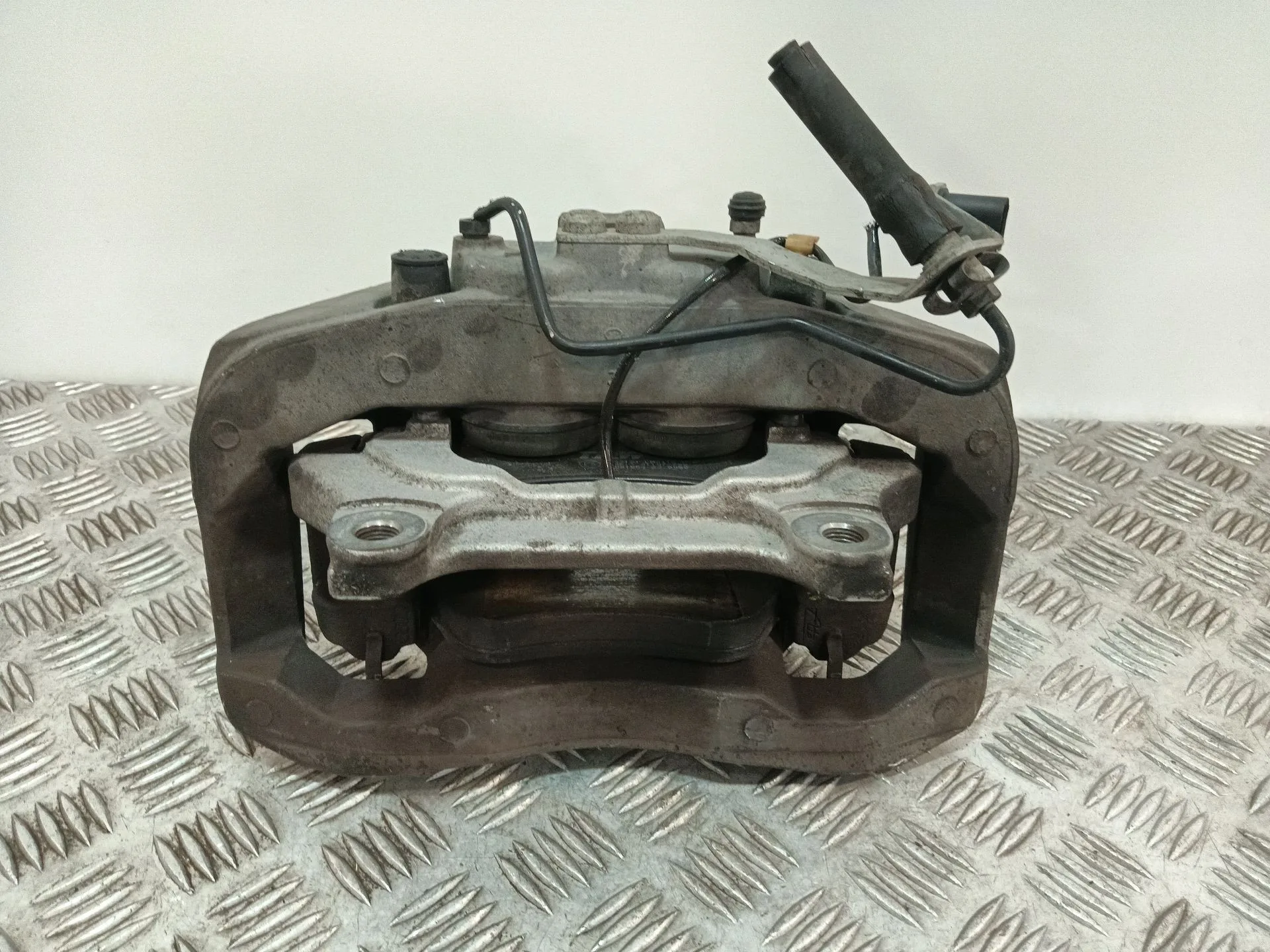 Pinza Freno Delantera Izquierda para Audi A8 D3 (4E2, 4E8)