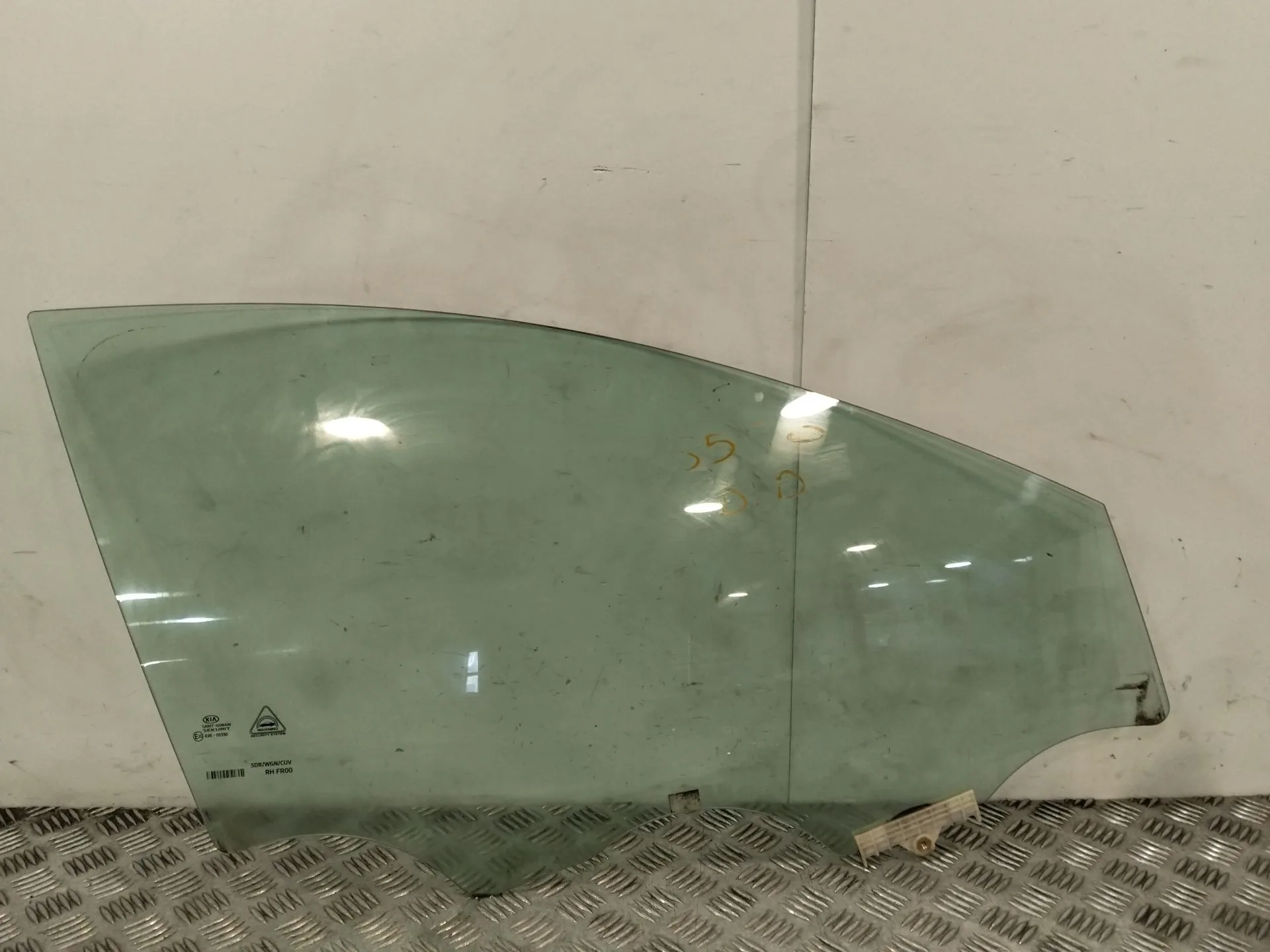 Luna Delantera Derecha para Kia Ceed