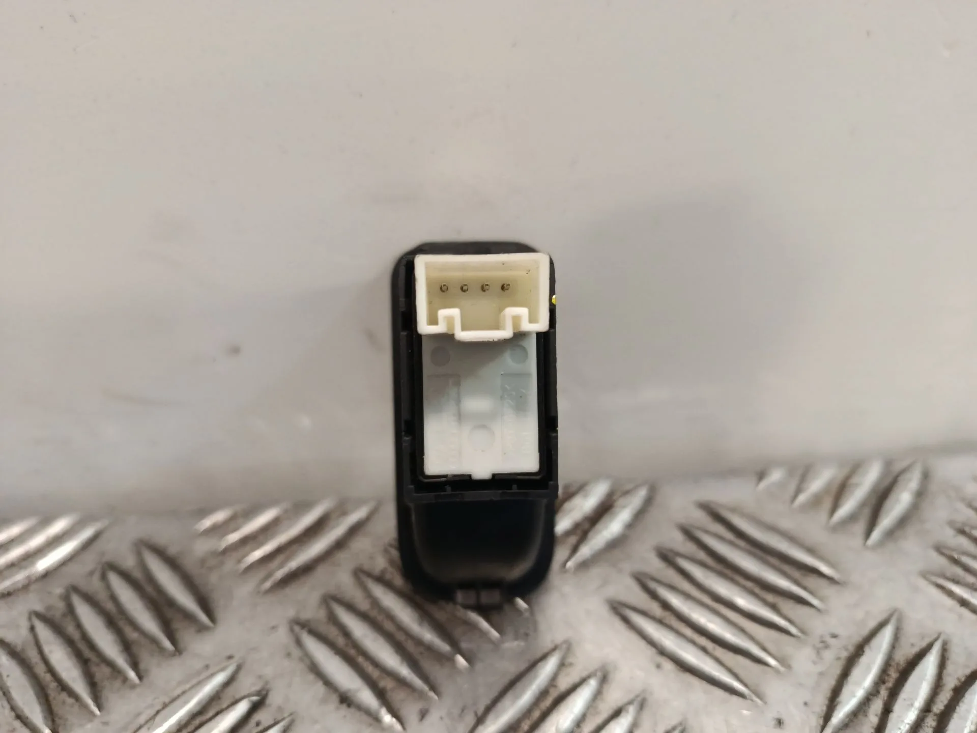 Mando Elevalunas Delantero Derecho para Skoda Fabia Ii (542)