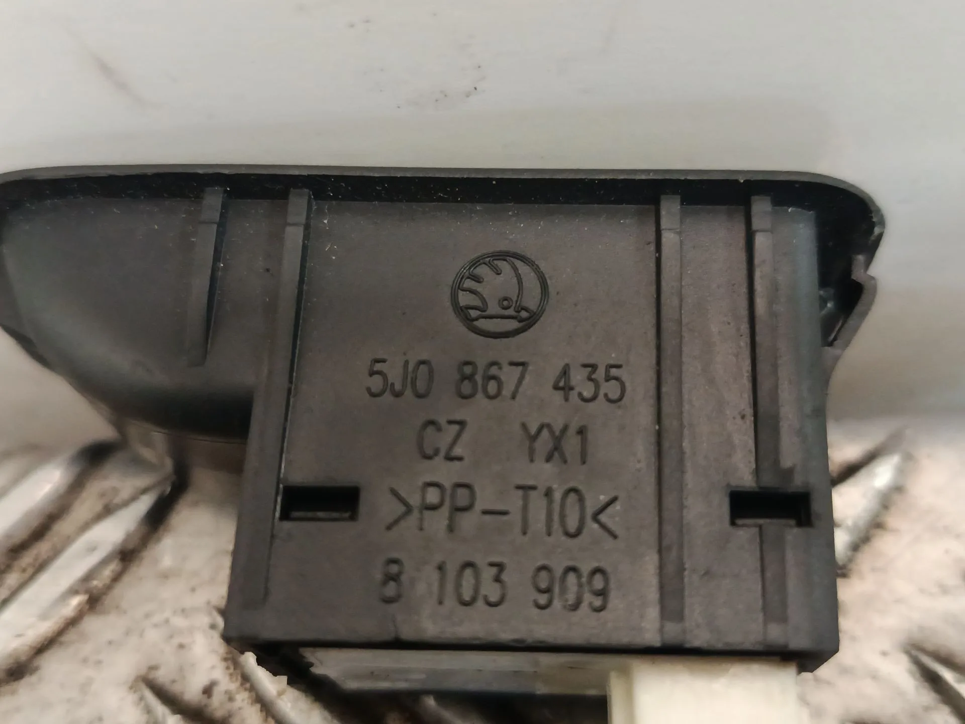 Mando Elevalunas Delantero Derecho para Skoda Fabia Ii (542)