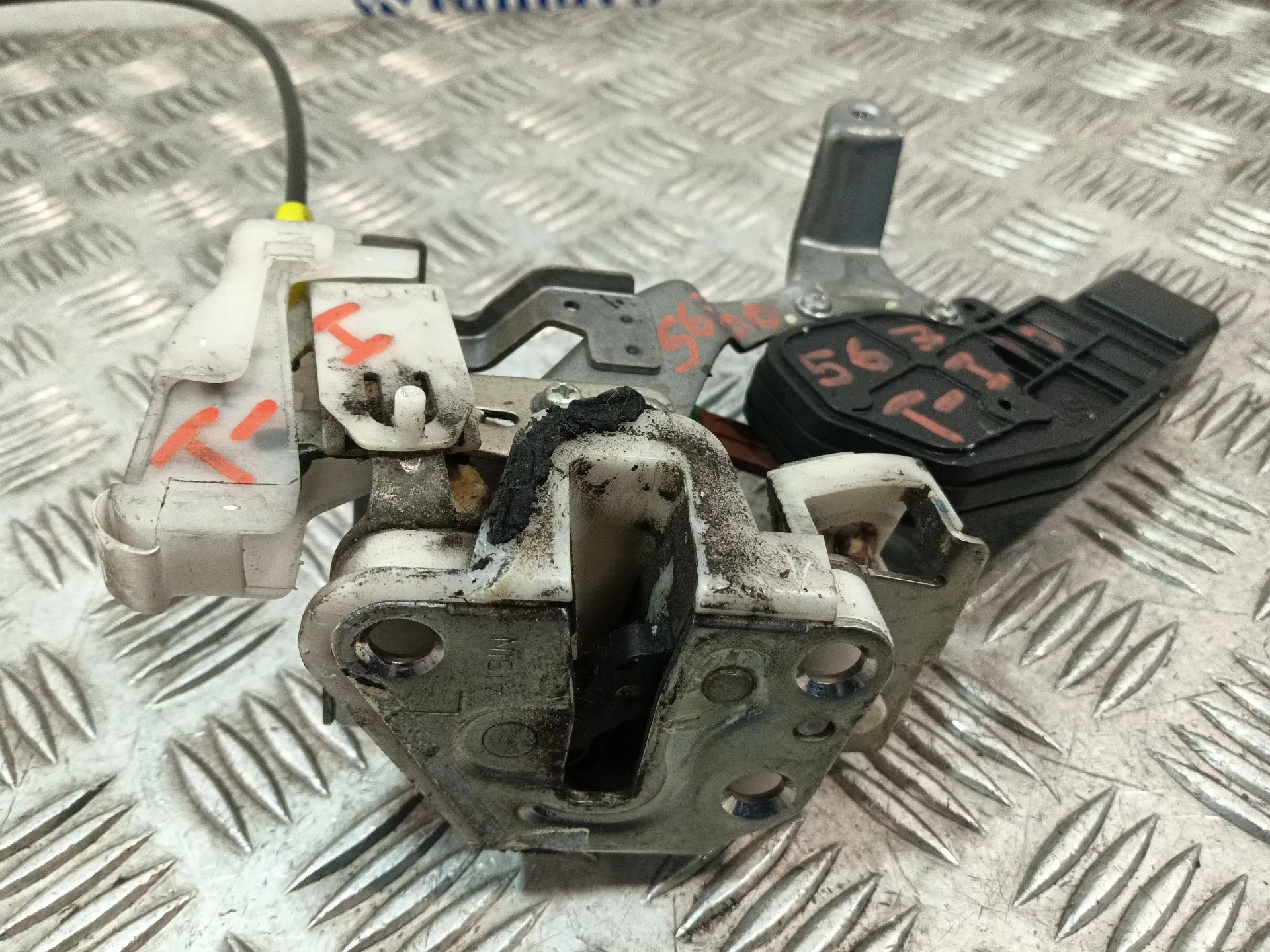 Cerradura Puerta Trasera Izquierda para Peugeot 107