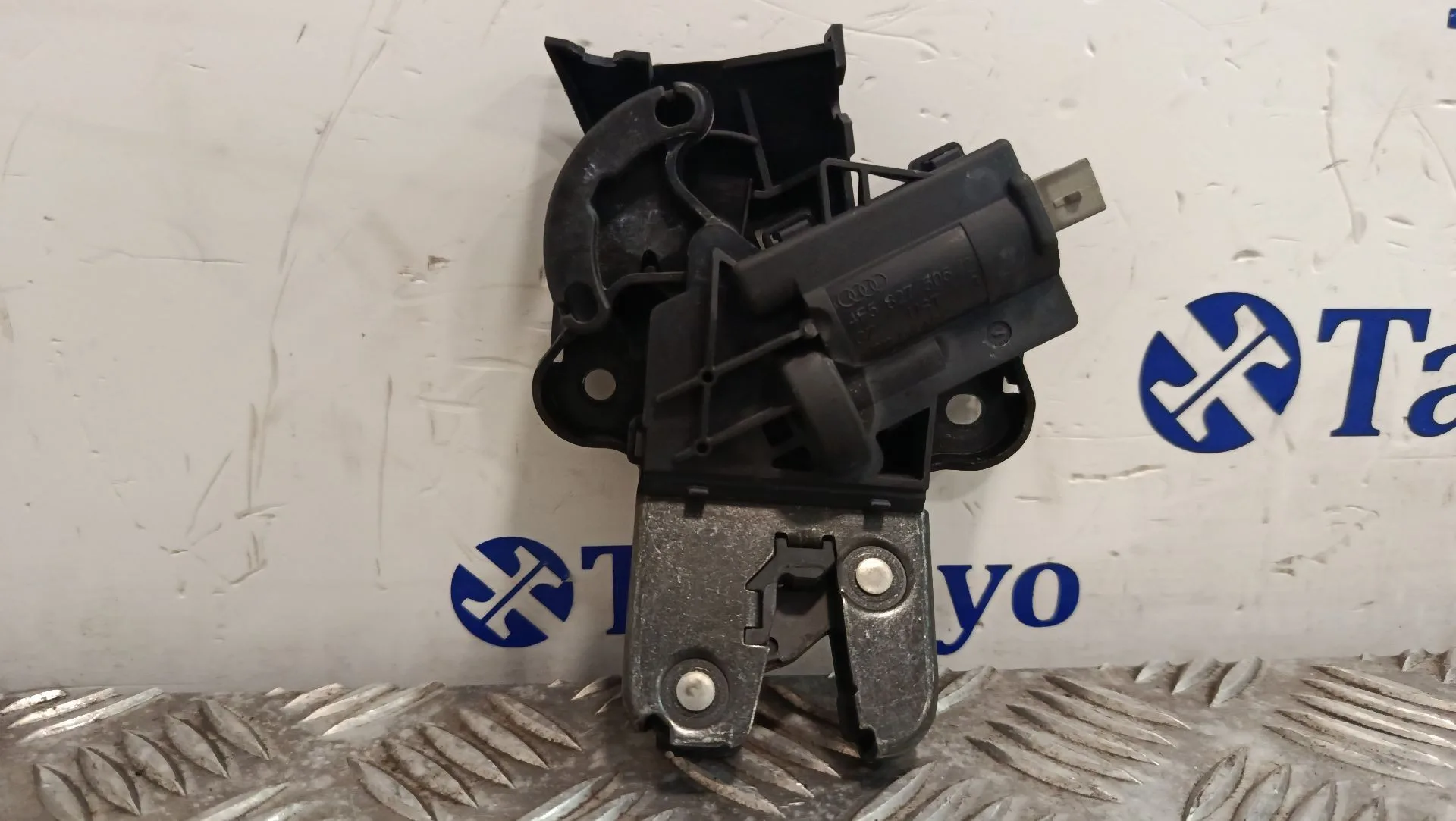 Cerradura Maletero / Porton para Volkswagen Passat Berlina (3C2)