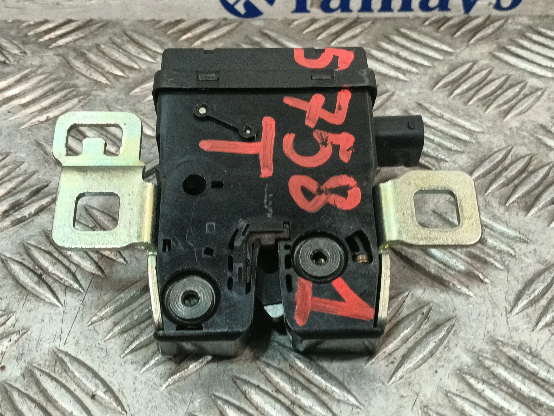 Cerradura Maletero / Porton para Bmw Mini (R56)