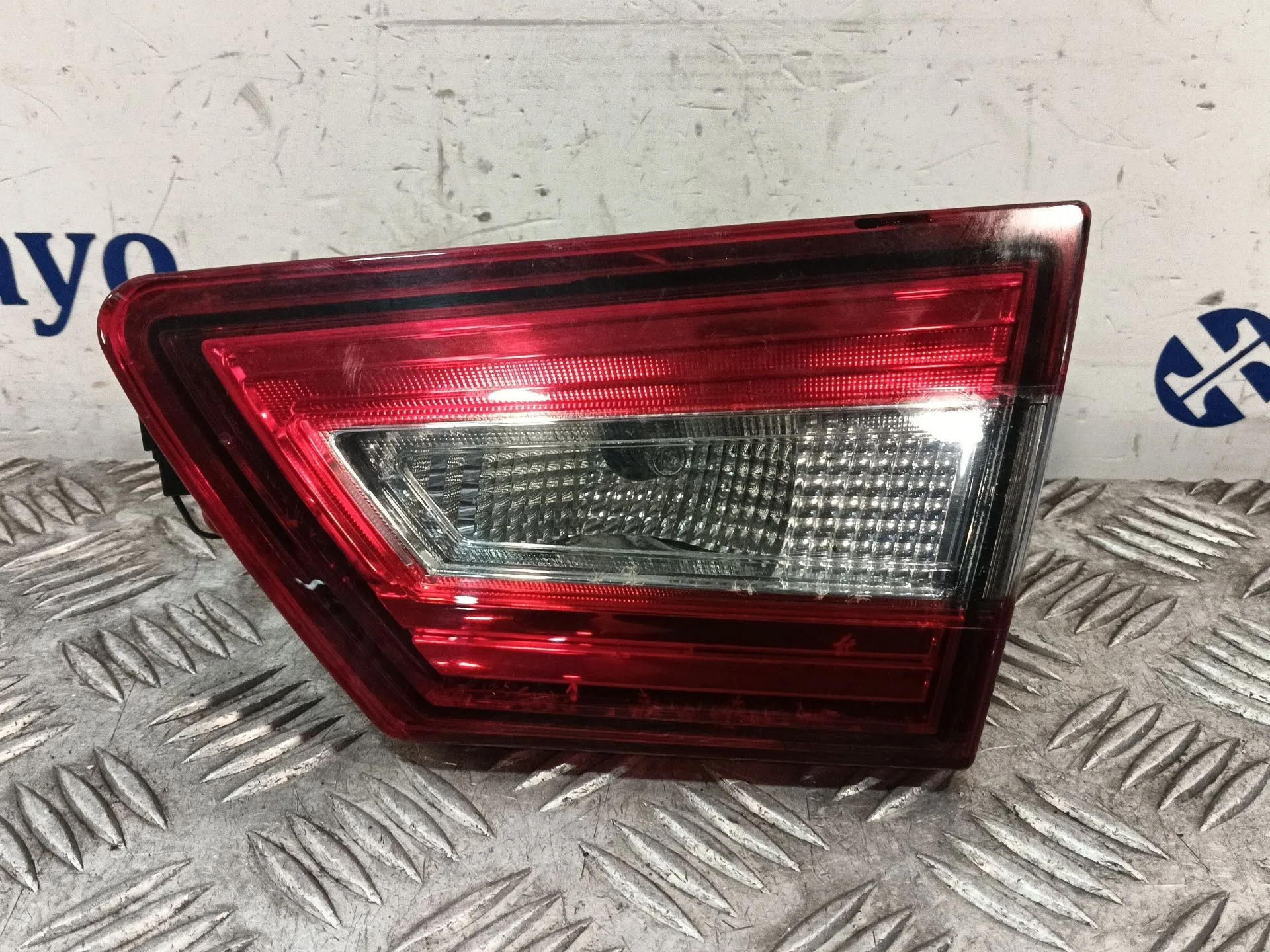 Piloto Trasero Derecho Interior para Renault Clio Iv