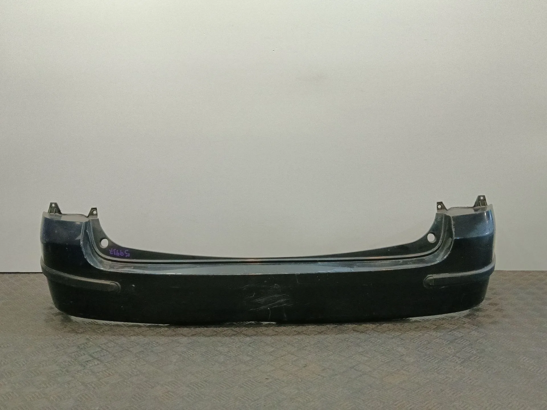 Paragolpes Trasero para Mazda Premacy (Cp)