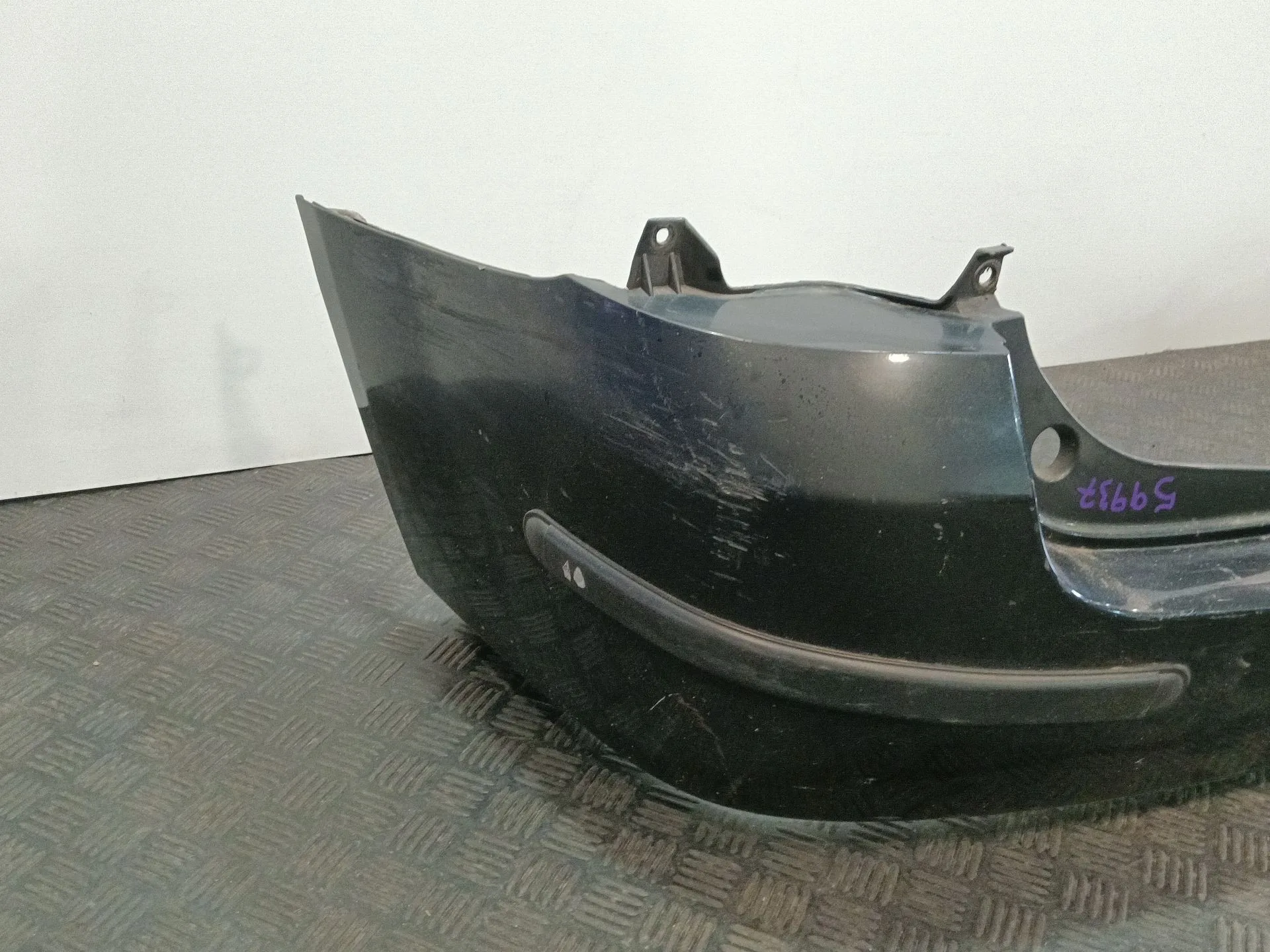 Paragolpes Trasero para Mazda Premacy (Cp)
