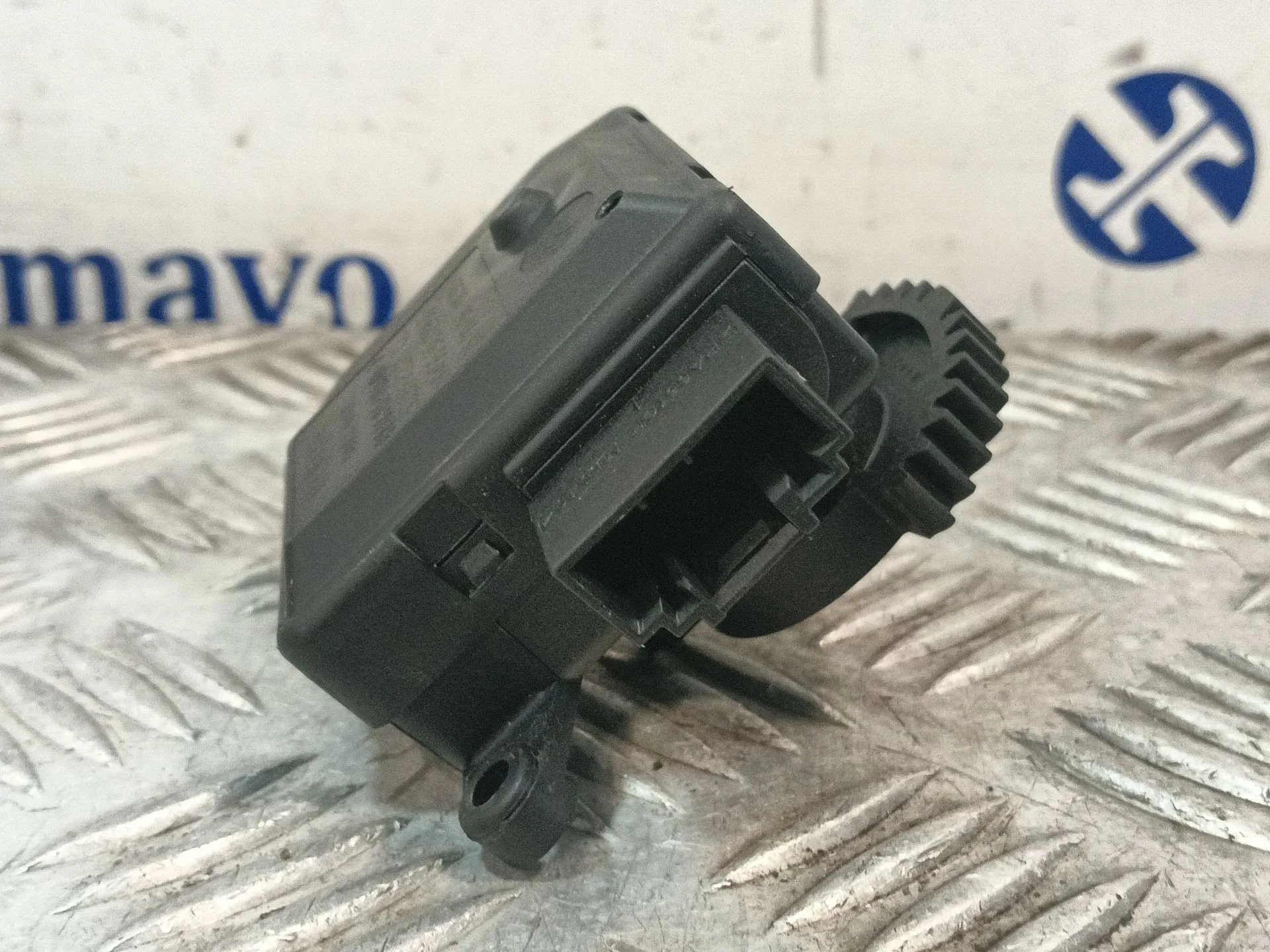 Motor Apertura Trampillas Climatizador para Seat Ibiza Iii (6L1)
