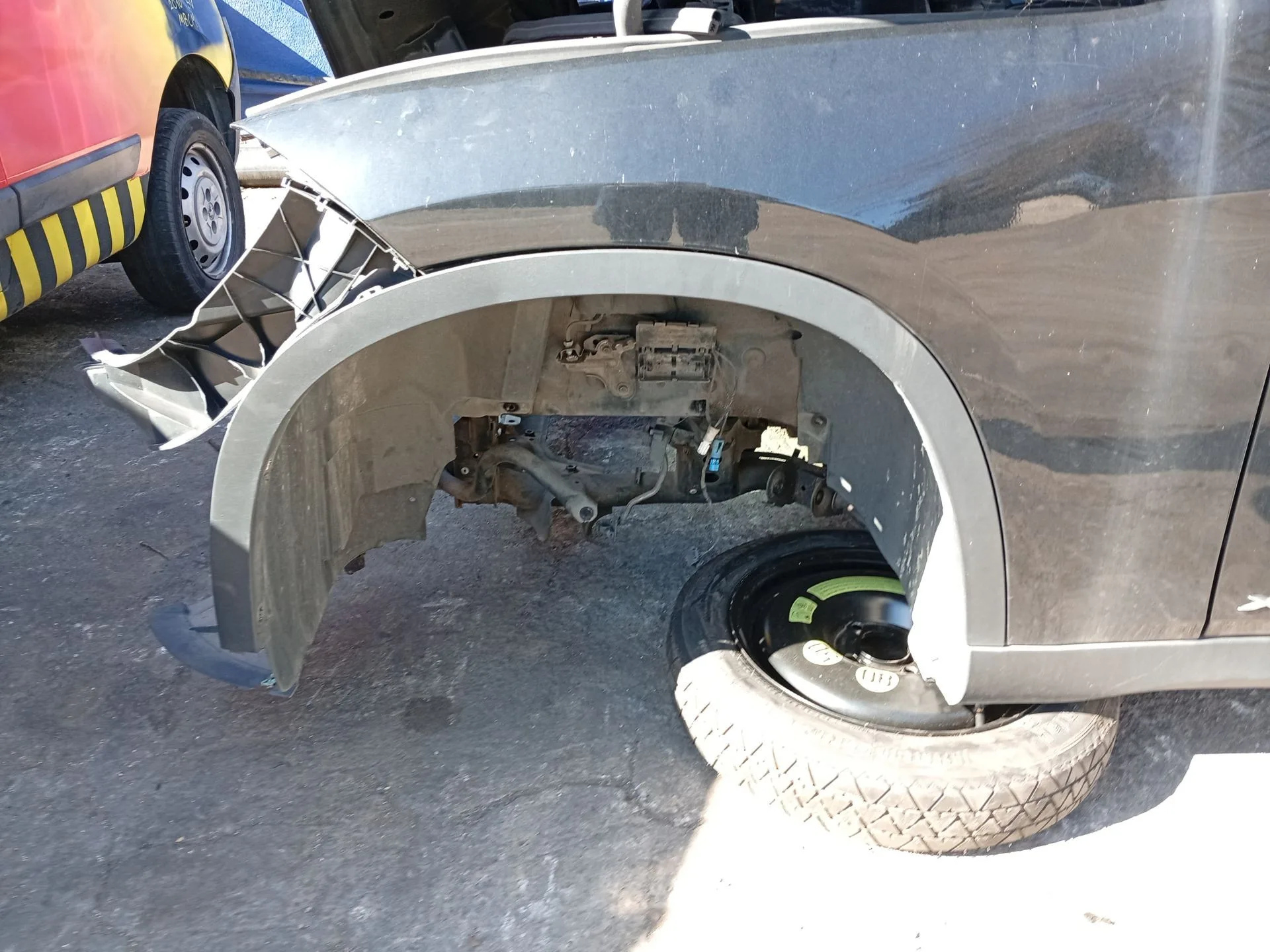 Aletin Delantero Izquierdo para Bmw X1 (E84)