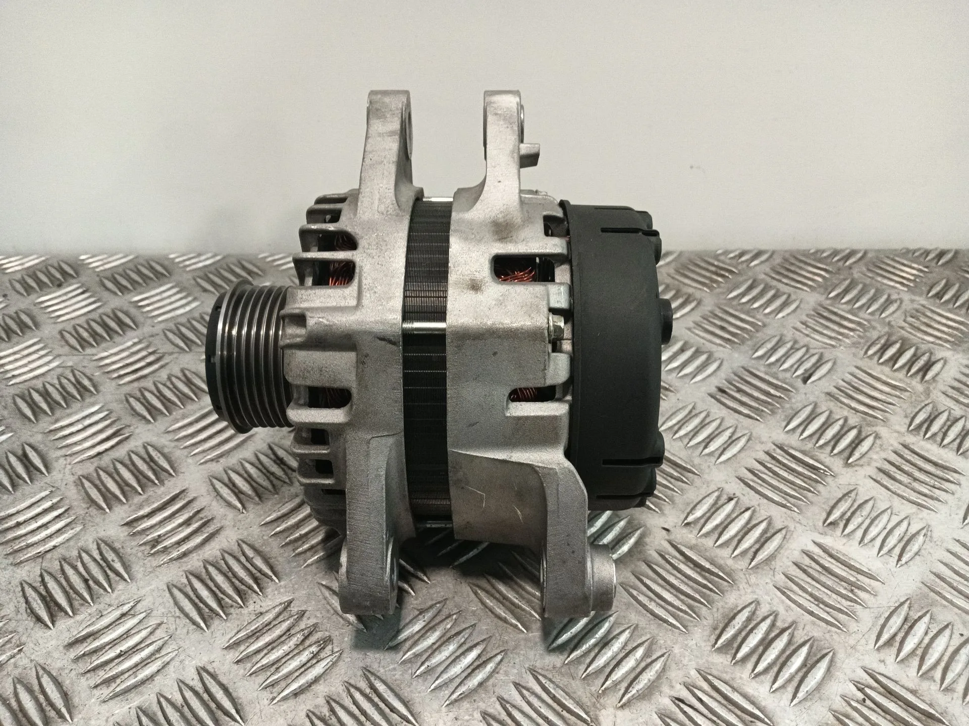 Alternador para Hyundai H350 Furgoneta