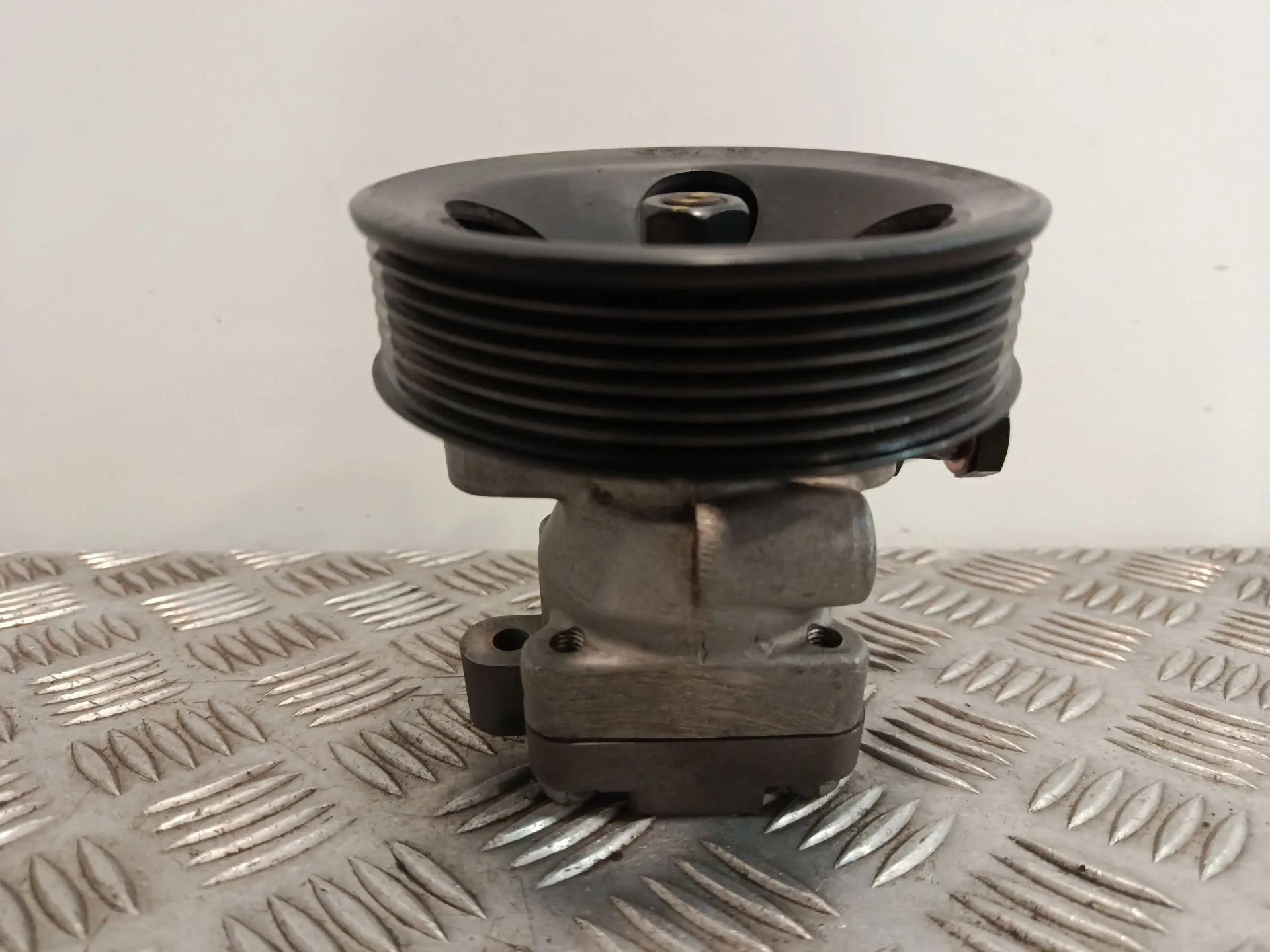 Bomba Direccion para Hyundai H350 Furgoneta