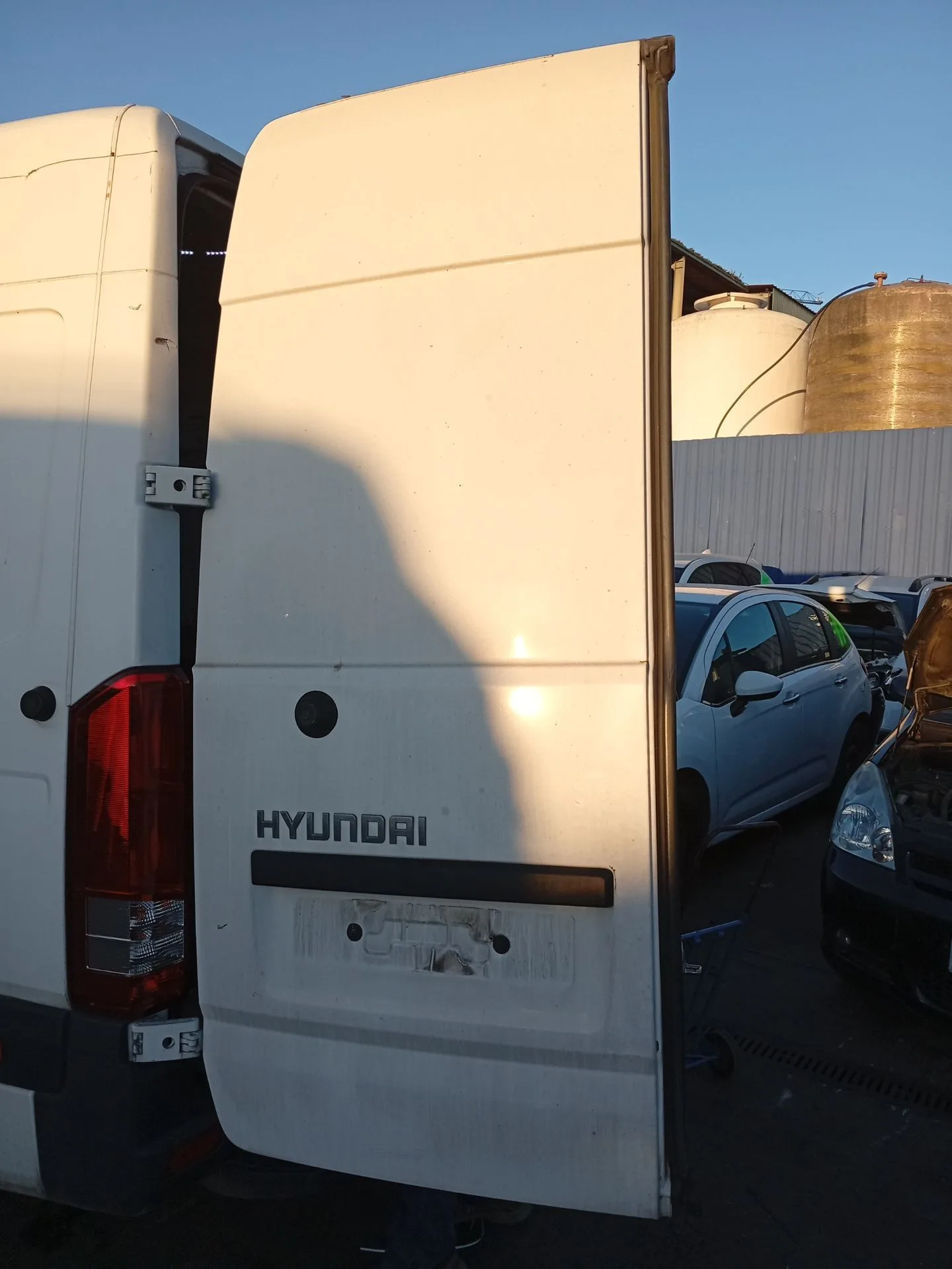 Porton Trasero Izquierdo para Hyundai H350 Furgoneta