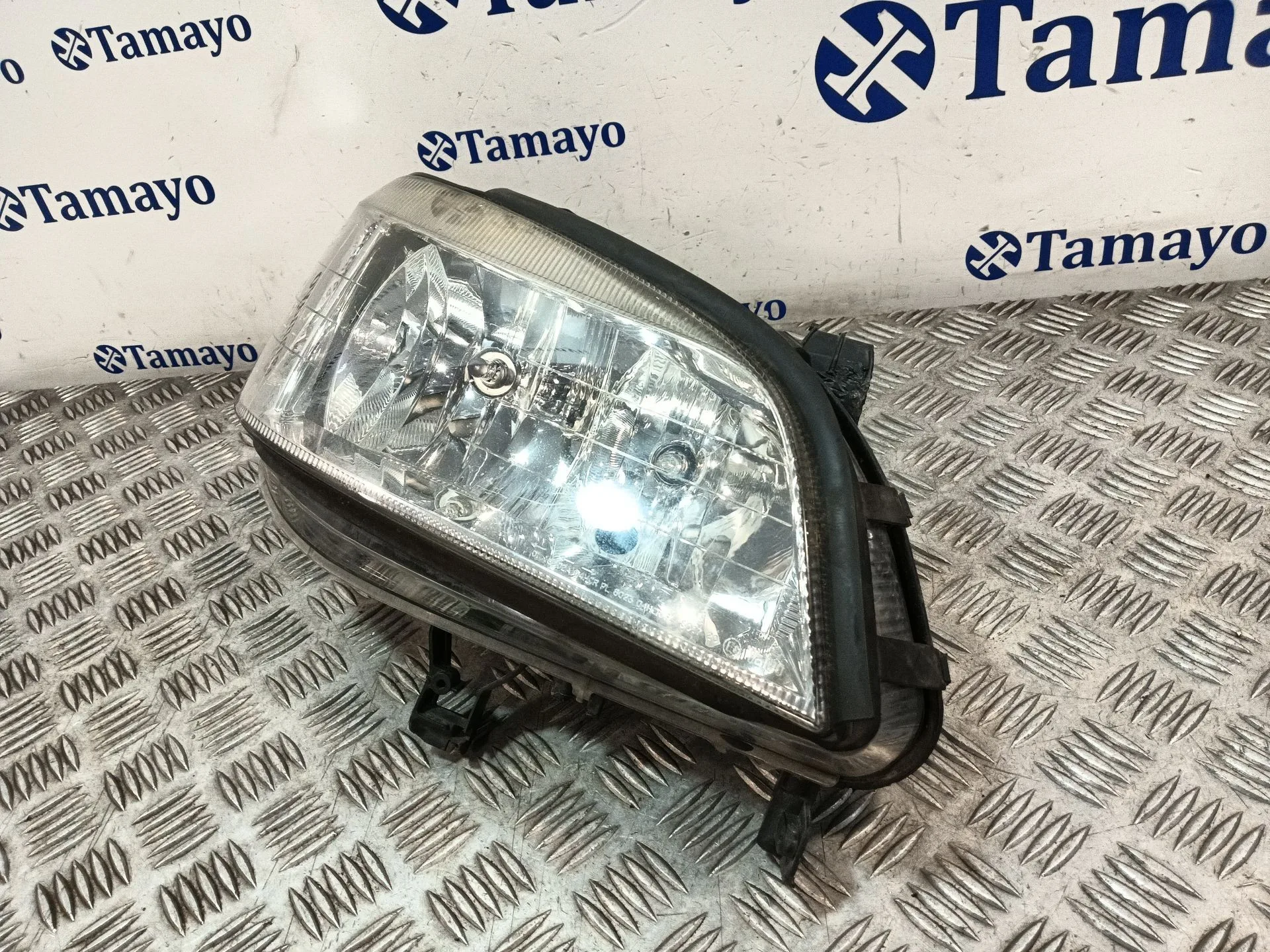 Faro Derecho para Opel Zafira A