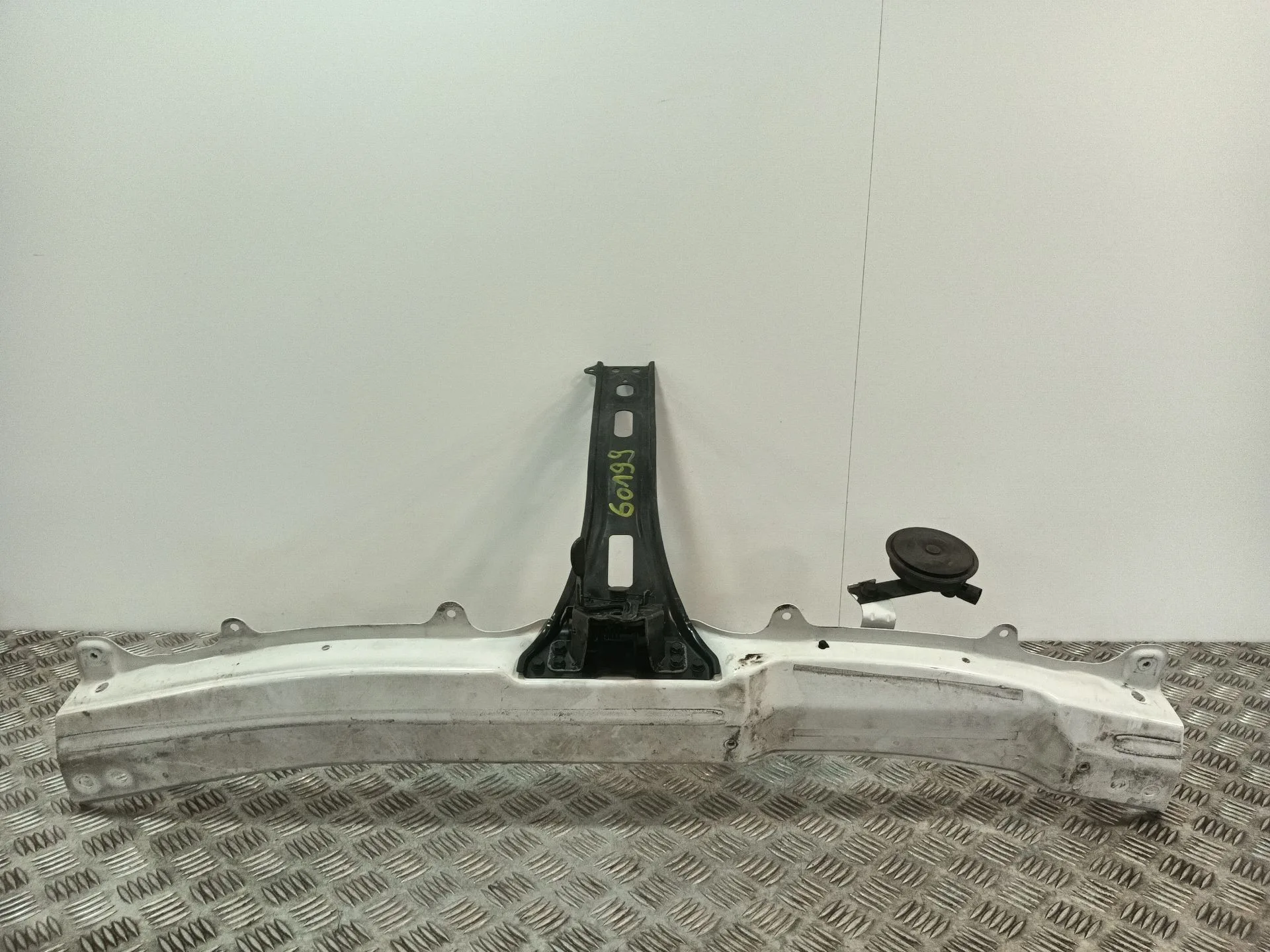 Travesano Superior Delantero para Hyundai H350 Furgoneta
