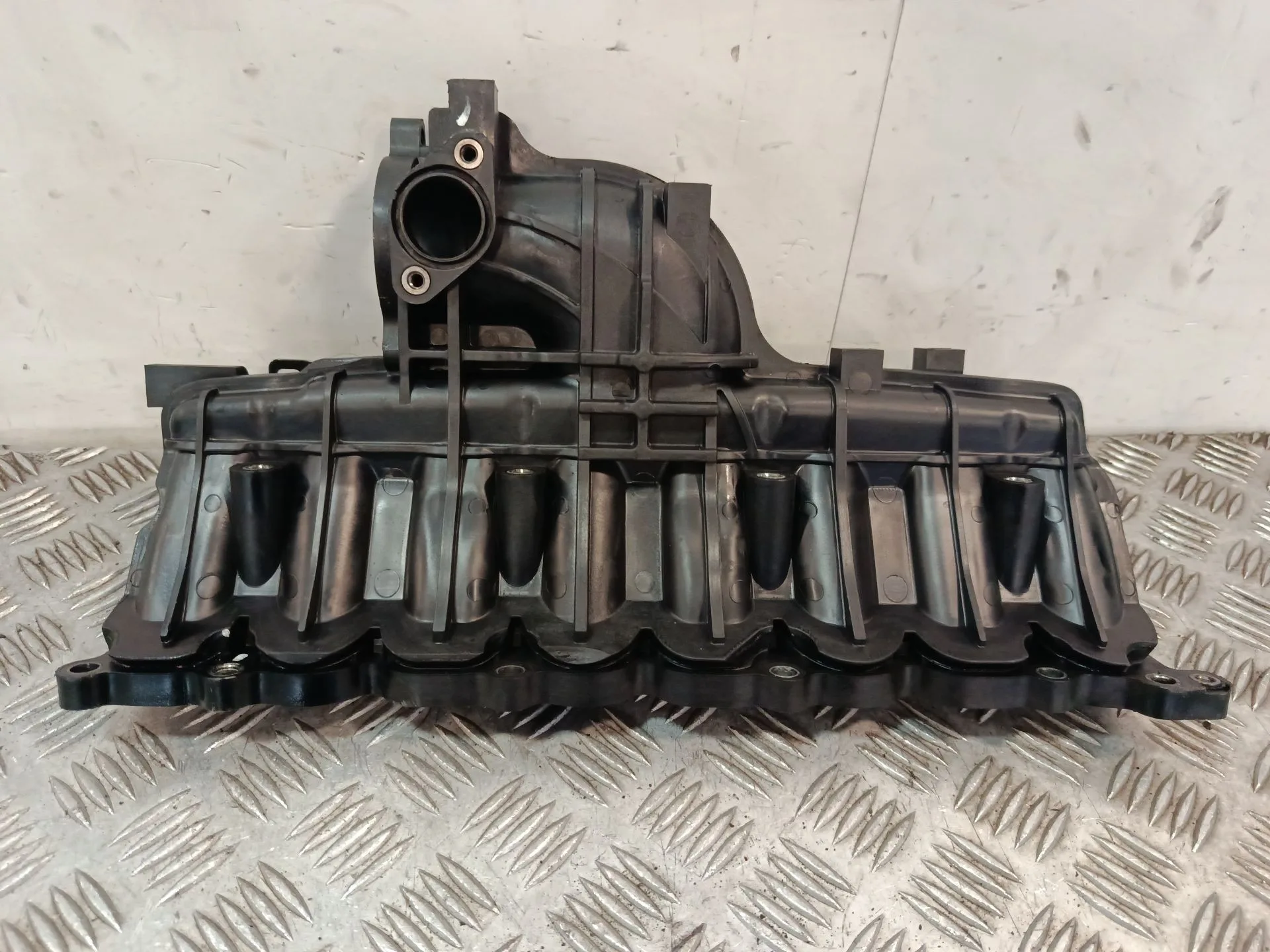 Colector Admision para Hyundai H350 Furgoneta