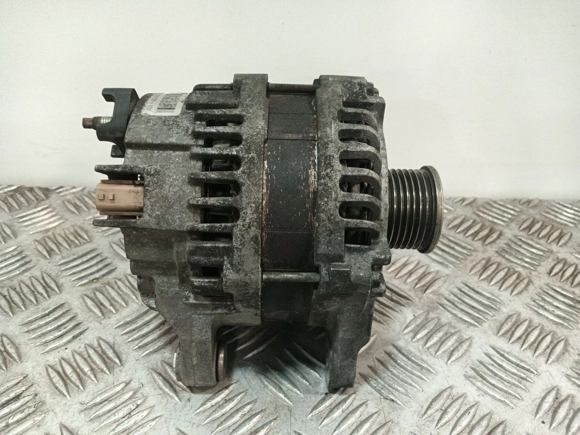 Alternador para Renault Master Iii Furgoneta (Fv)