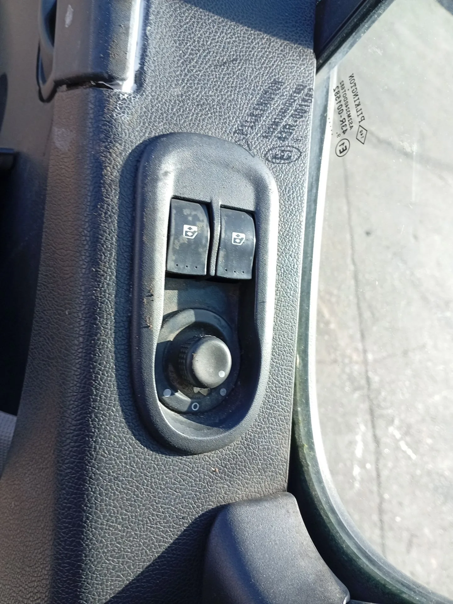 Mando Elevalunas Delantero Izquierdo para Renault Master Iii Furgoneta (Fv)