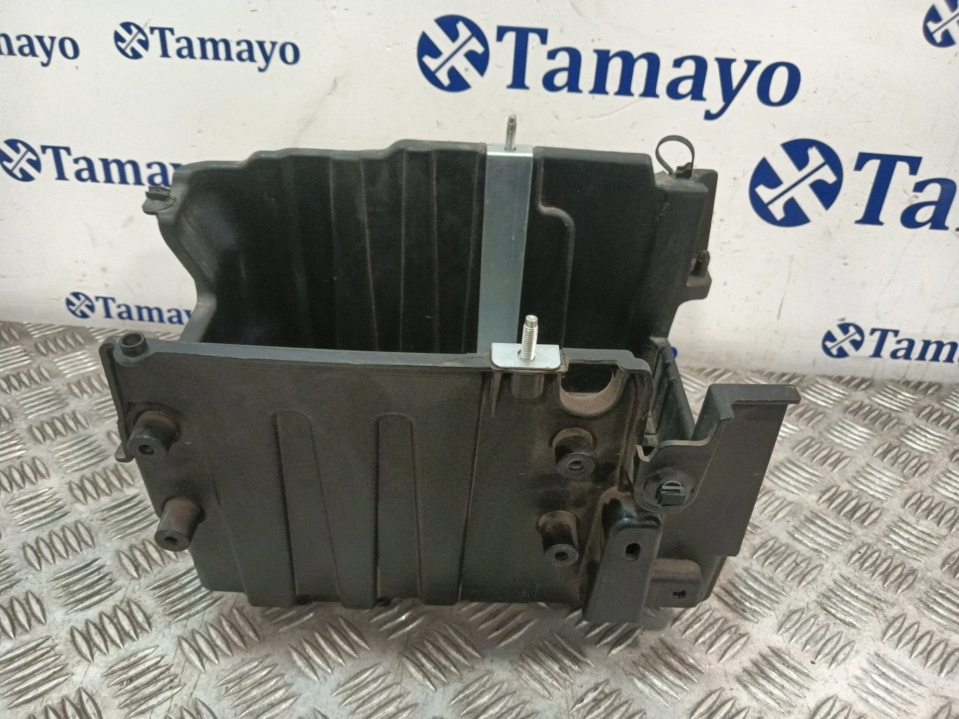 Soporte Bateria para Ford Puma (J2K, Cf7)