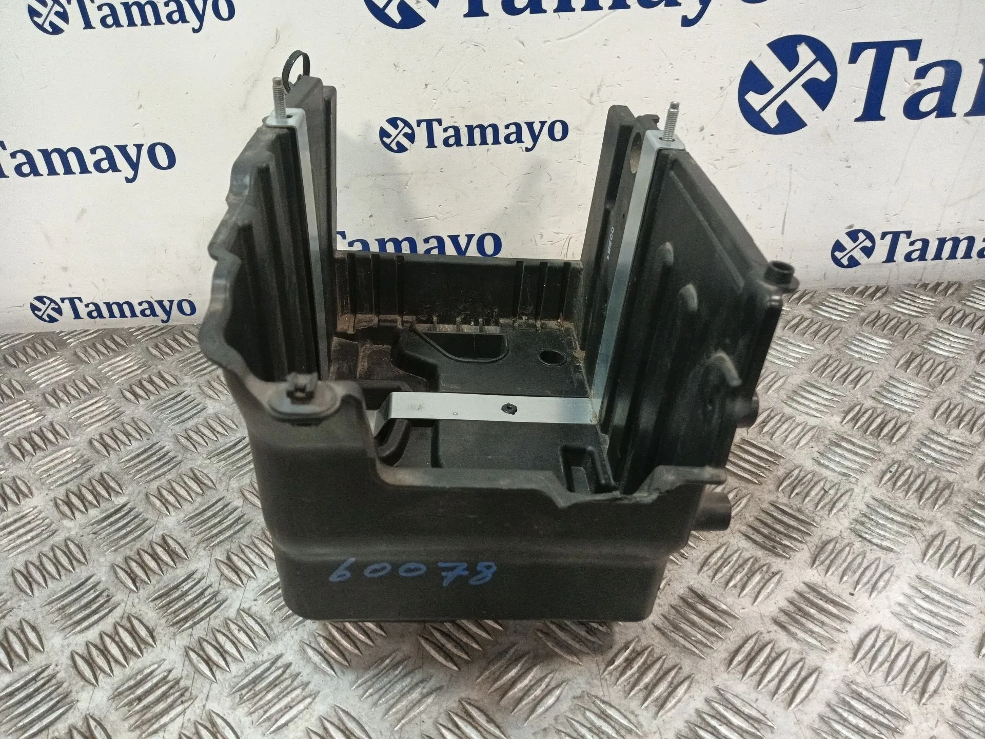 Soporte Bateria para Ford Puma (J2K, Cf7)