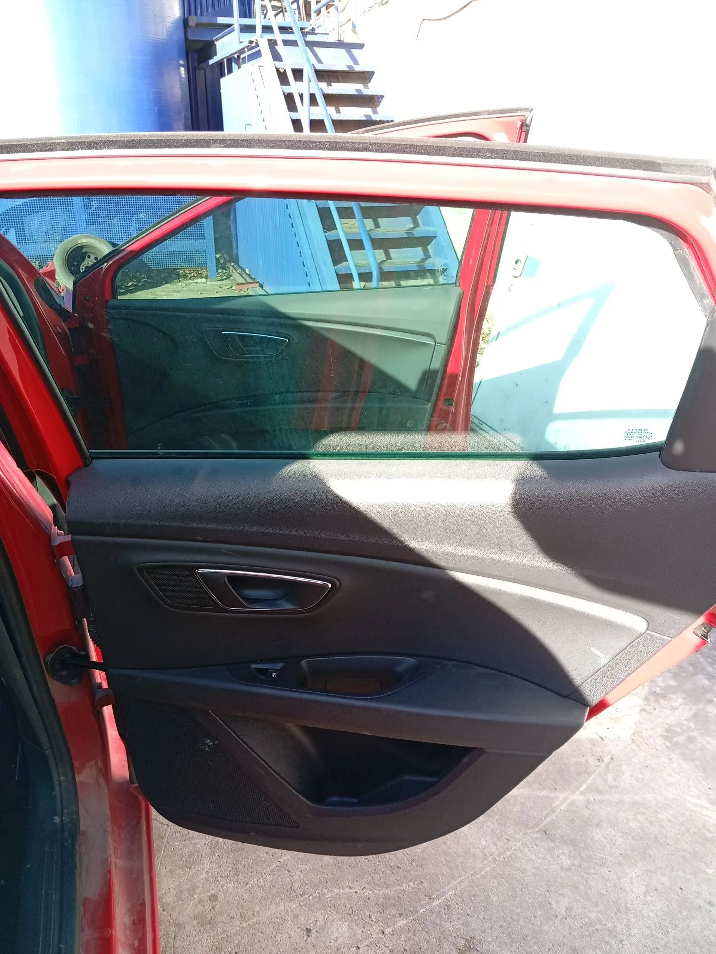 Elevalunas Trasero Derecho para Seat Leon (5F1)