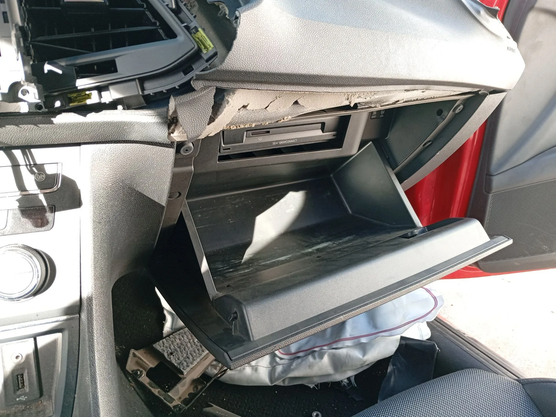 Guantera para Seat Leon (5F1)