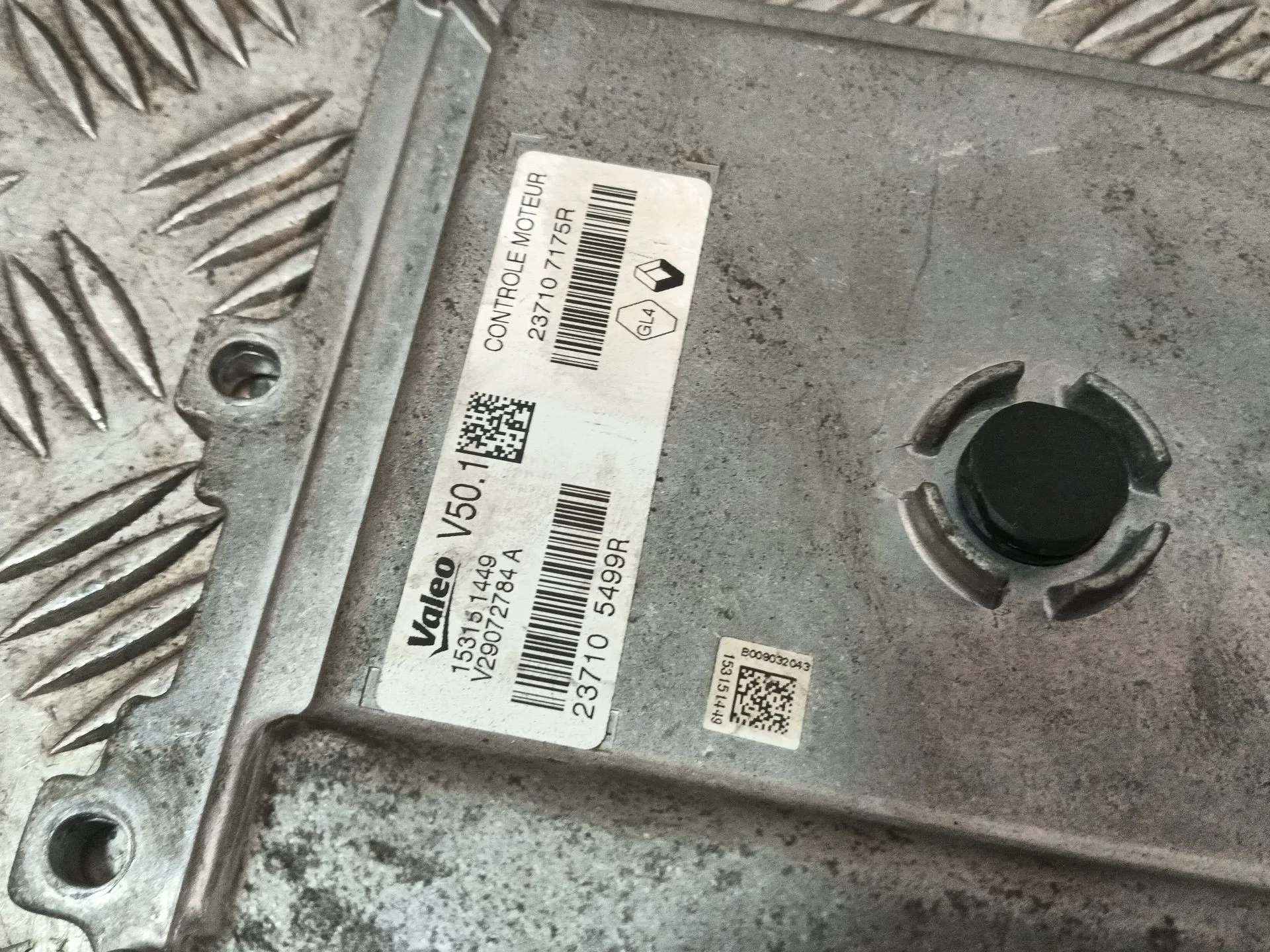 Centralita Motor Uce para Dacia Logan Ii