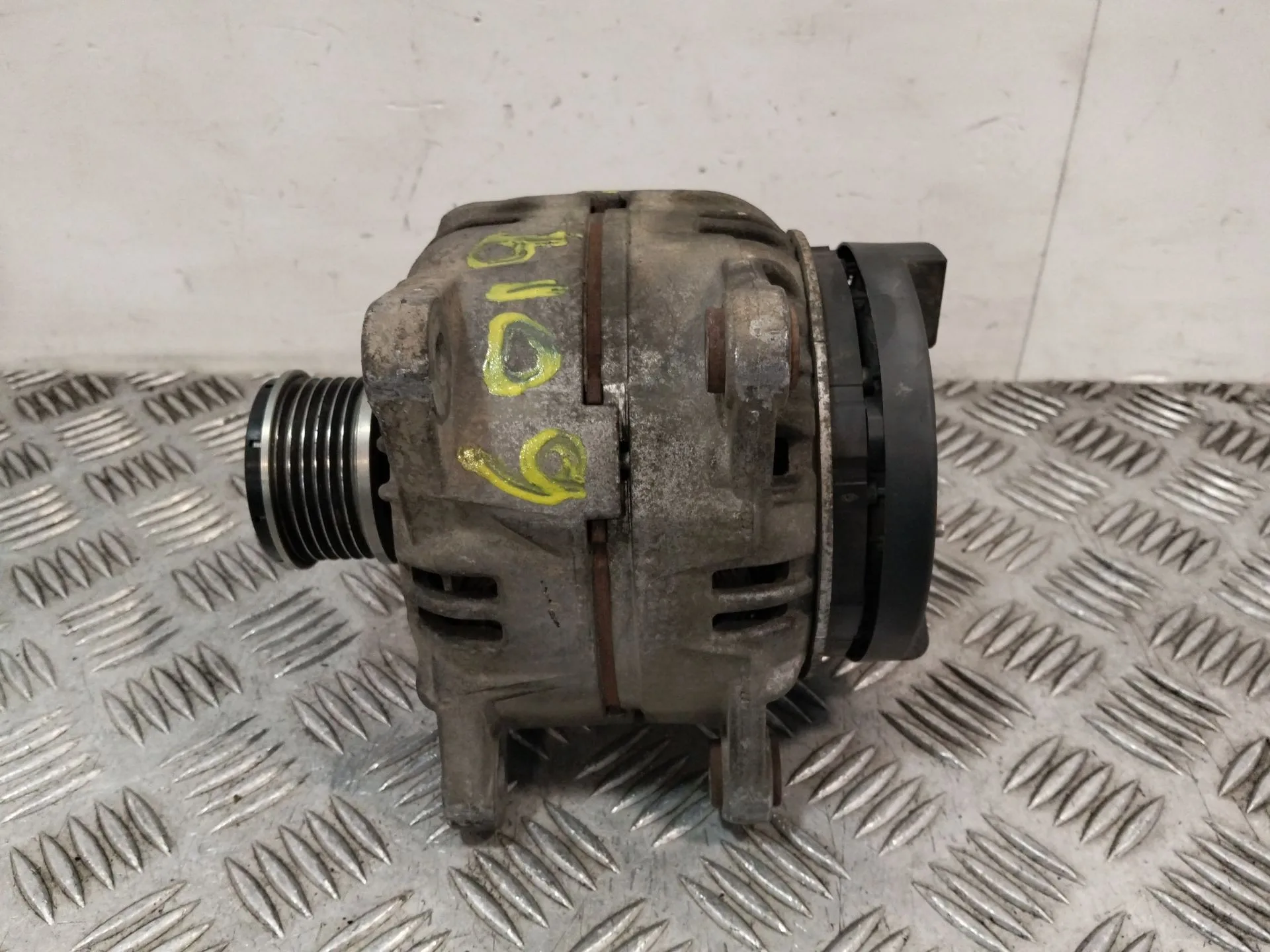 Alternador para Renault Kangoo Express (Fw0/1_)