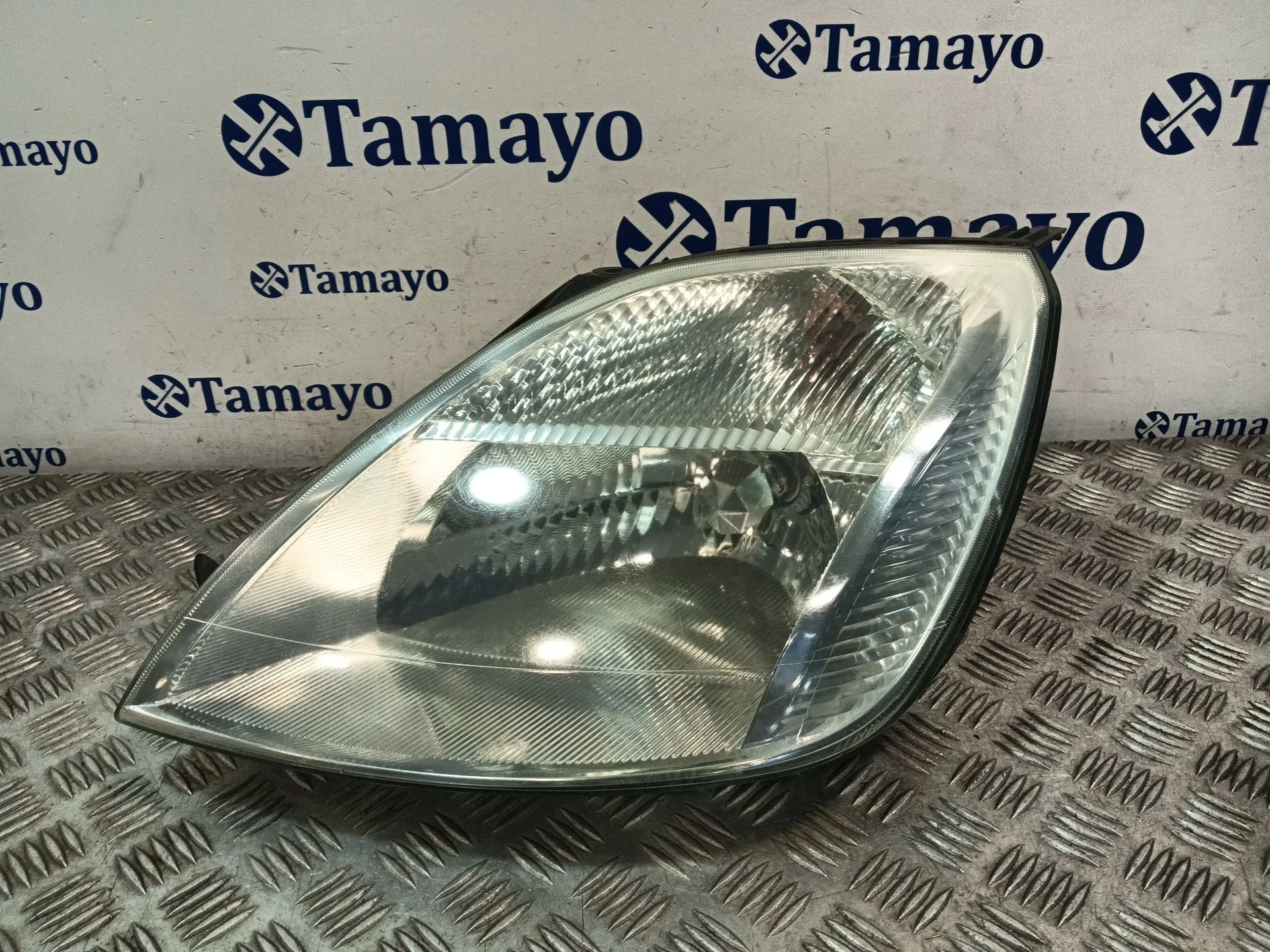 Faro Izquierdo para Ford Fiesta V (Jh_, Jd_)